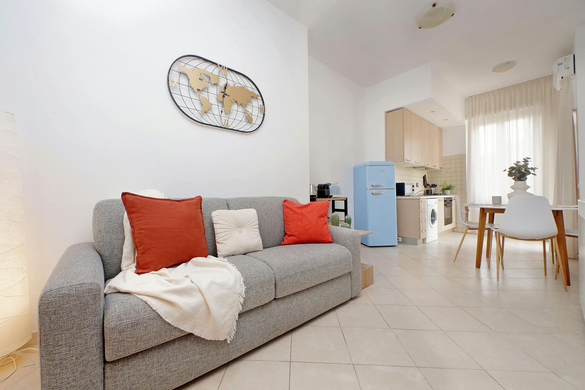 Piazza G. Battista Grassi, Fiumicino-Isola Sacra preview