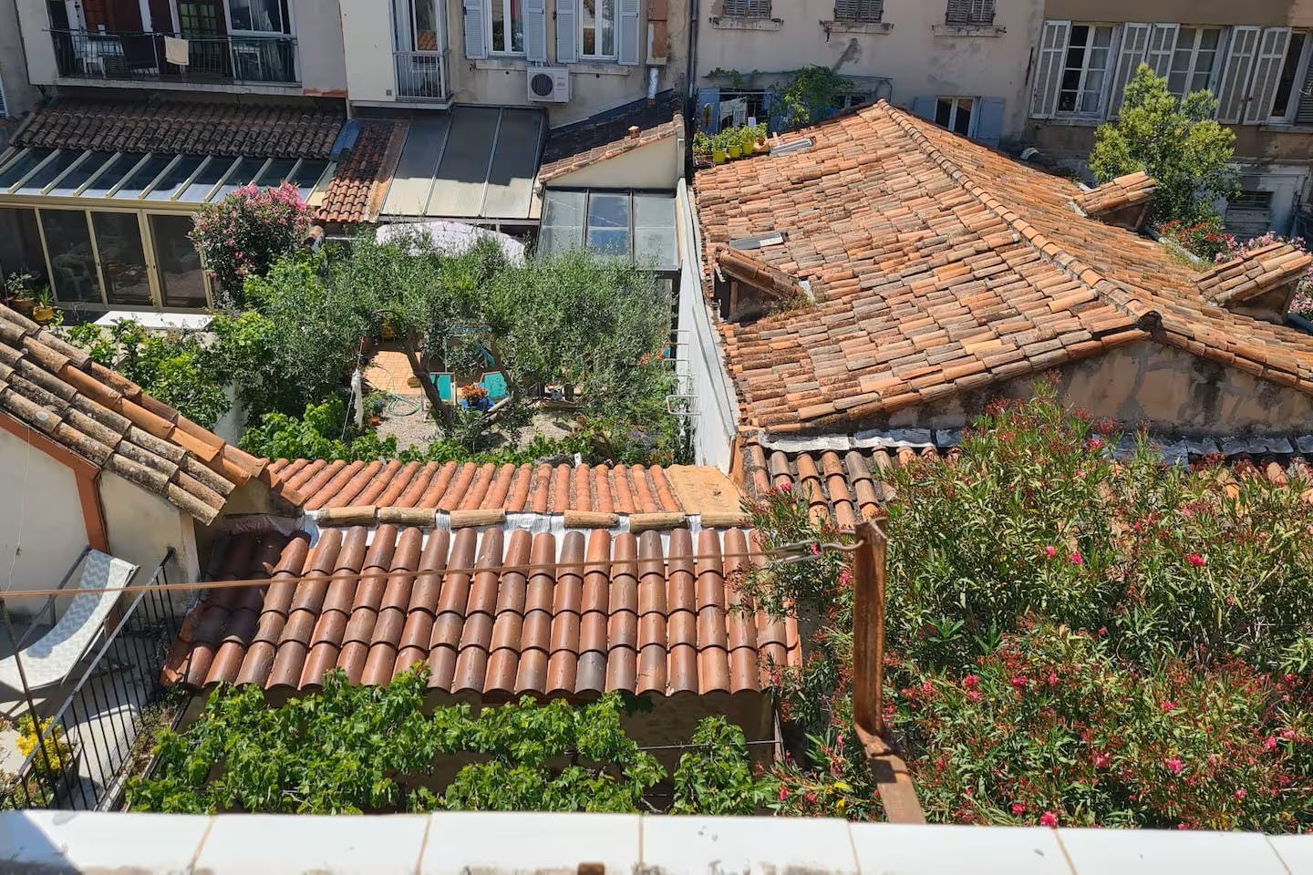 Wohnung zu mieten für 950 € pro Monat in Marseille, Rue Nau