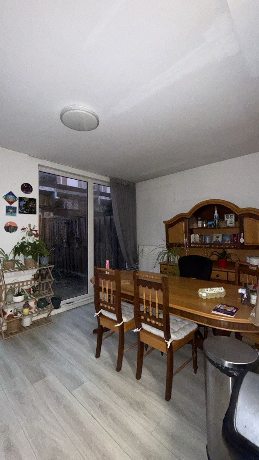 WG-Zimmer zu mieten für 850 € pro Monat in The Hague, Goeverneurlaan