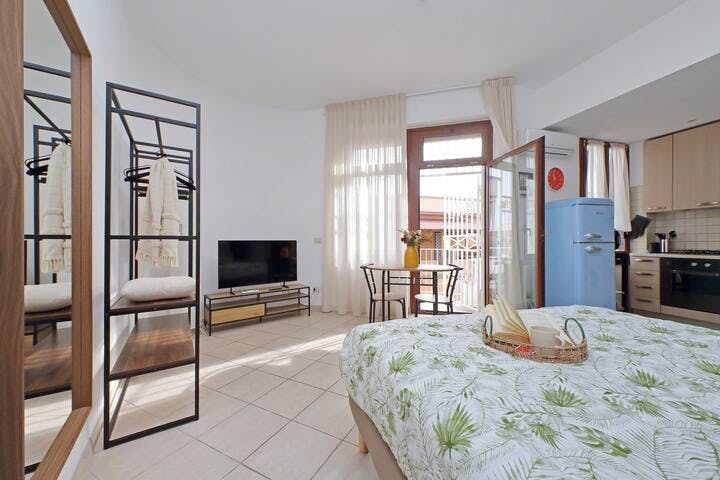 Piazza G. Battista Grassi, Fiumicino-Isola Sacra preview