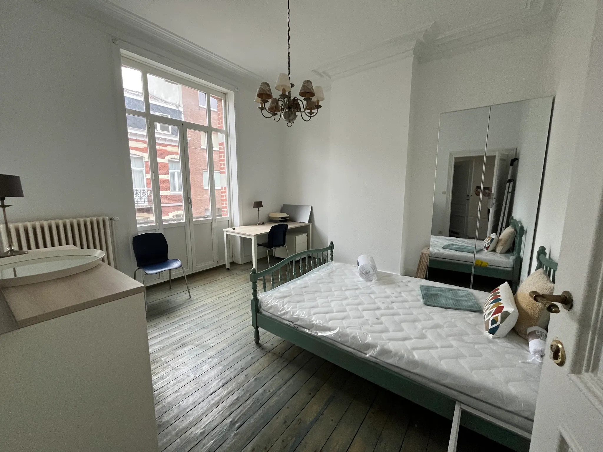 Rue de l'Abdication, Brussels preview