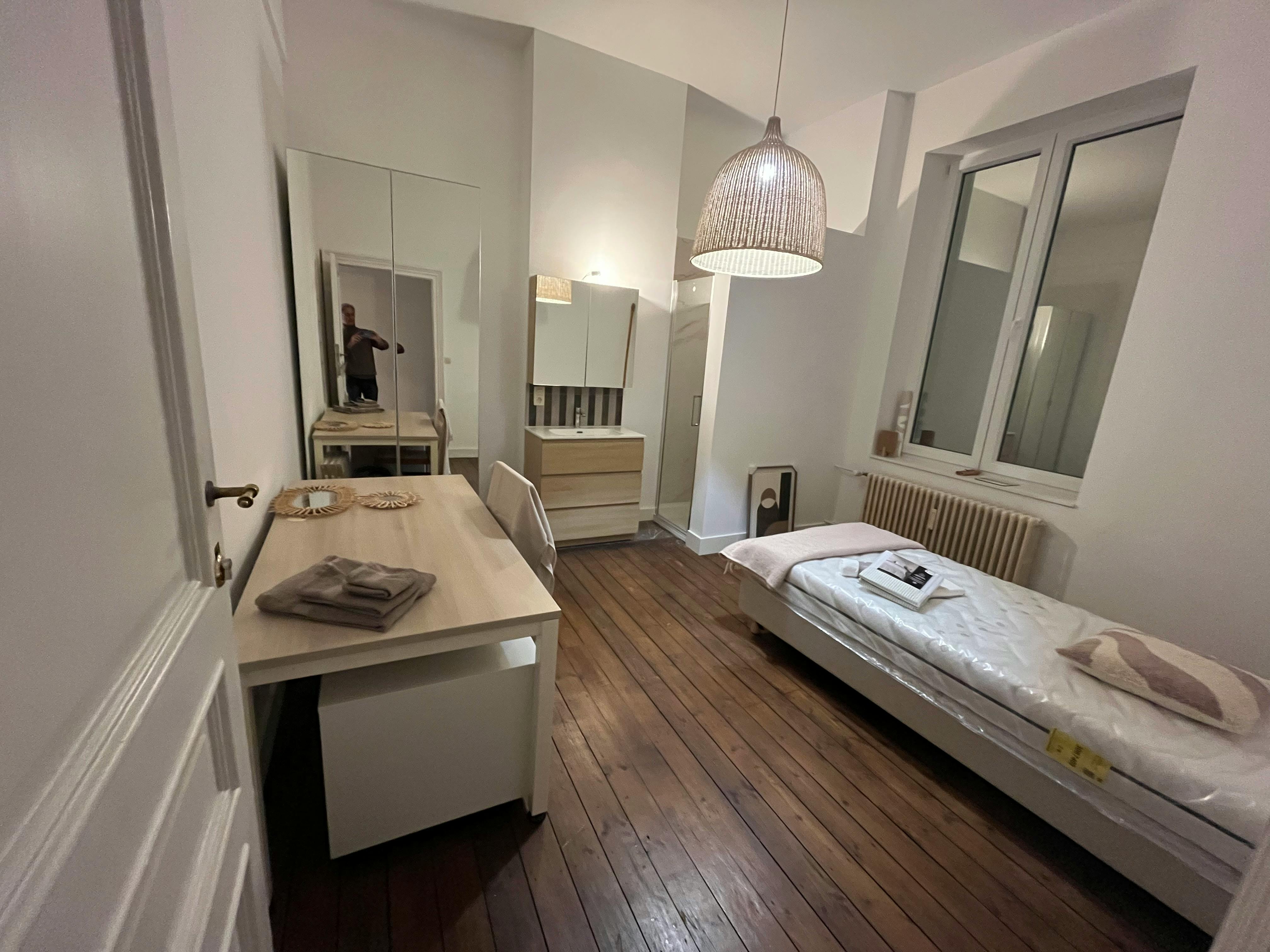 Rue de l'Abdication, Brussels preview