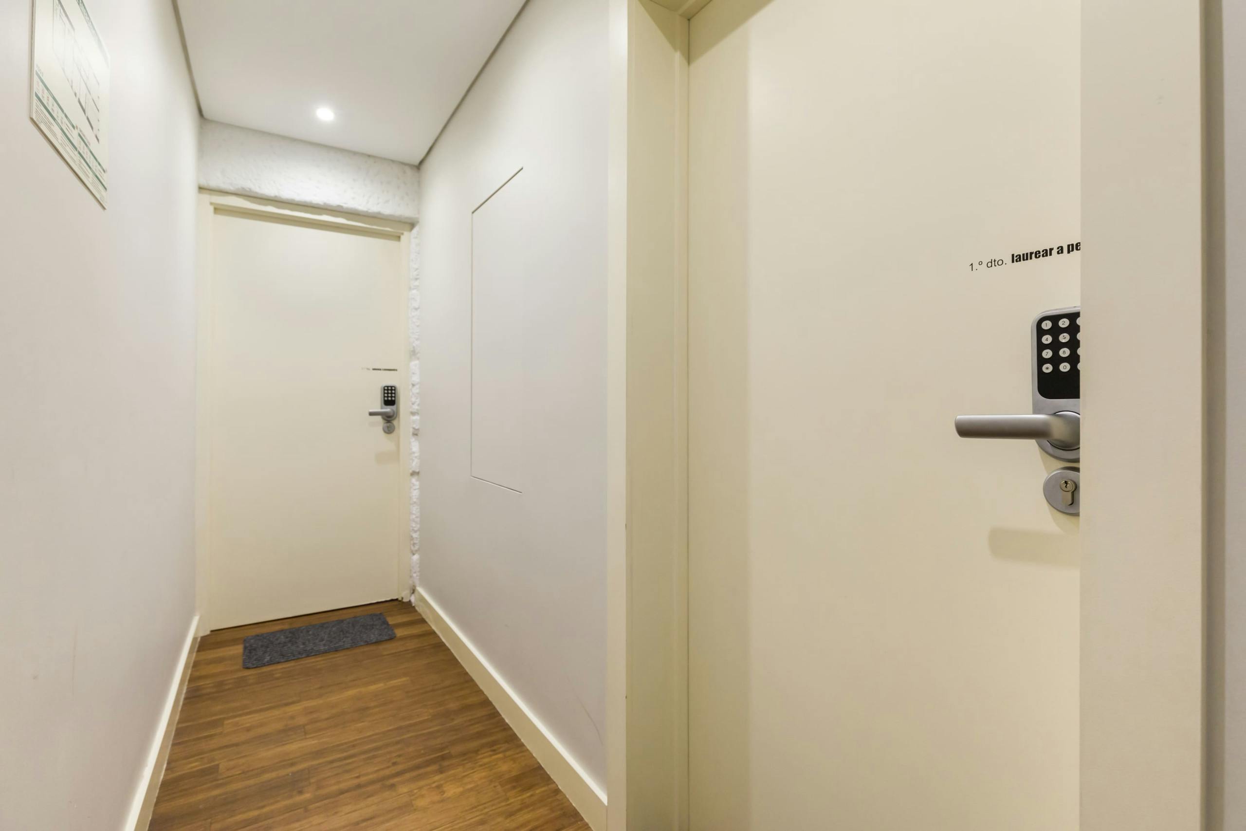 Apartment Porto, 1 bed — photo 1