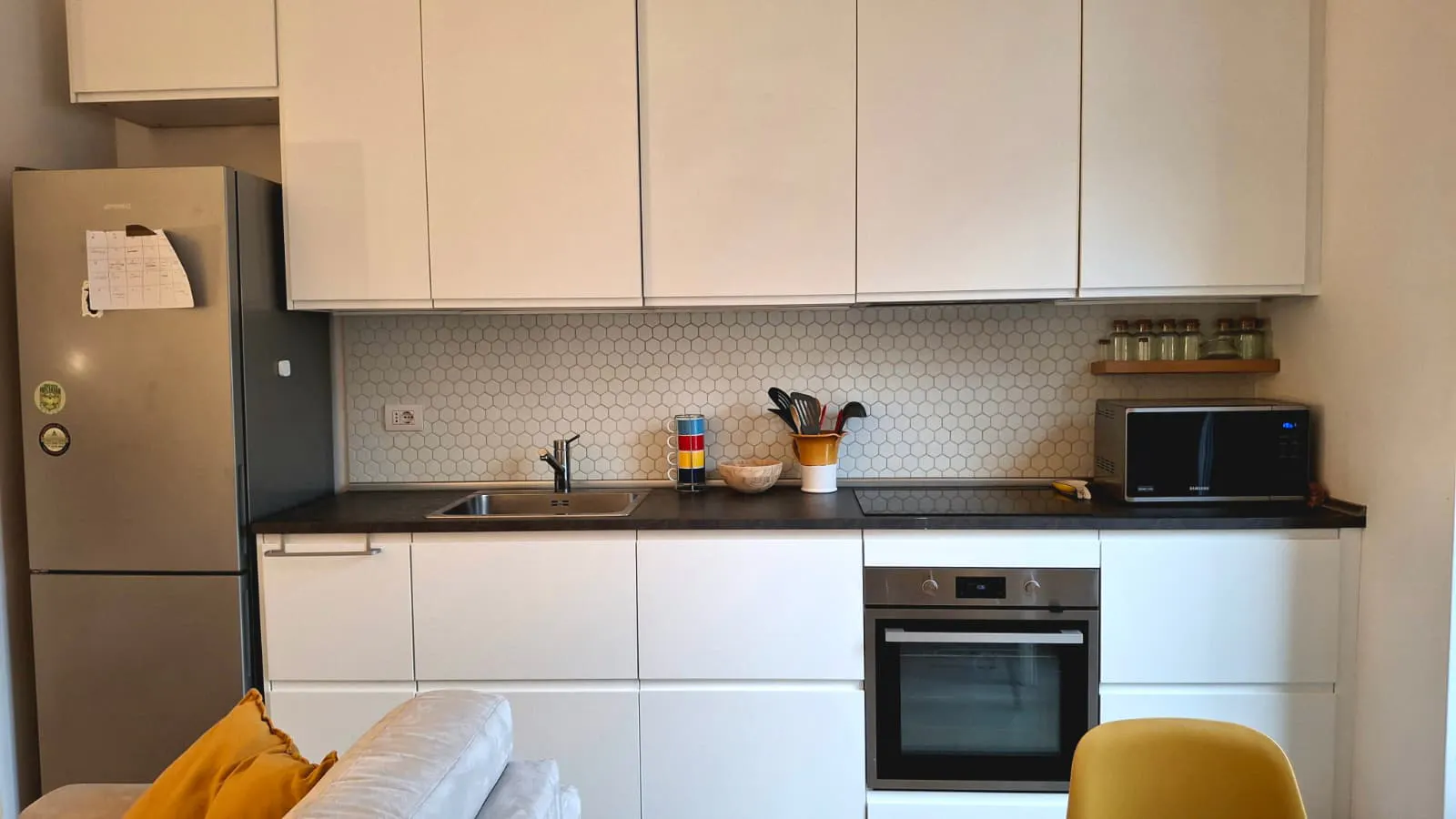 1-Bedroom Apartment in Via Lorenteggio, Milan (1688199) ROOM 3