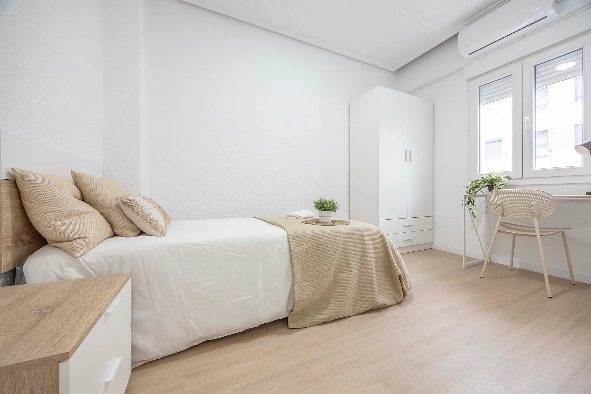 Carrer d'Emili Baró, Valencia preview