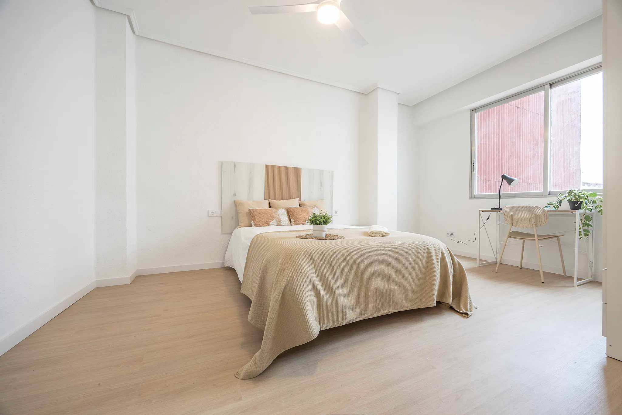 Carrer d'Emili Baró, Valencia preview