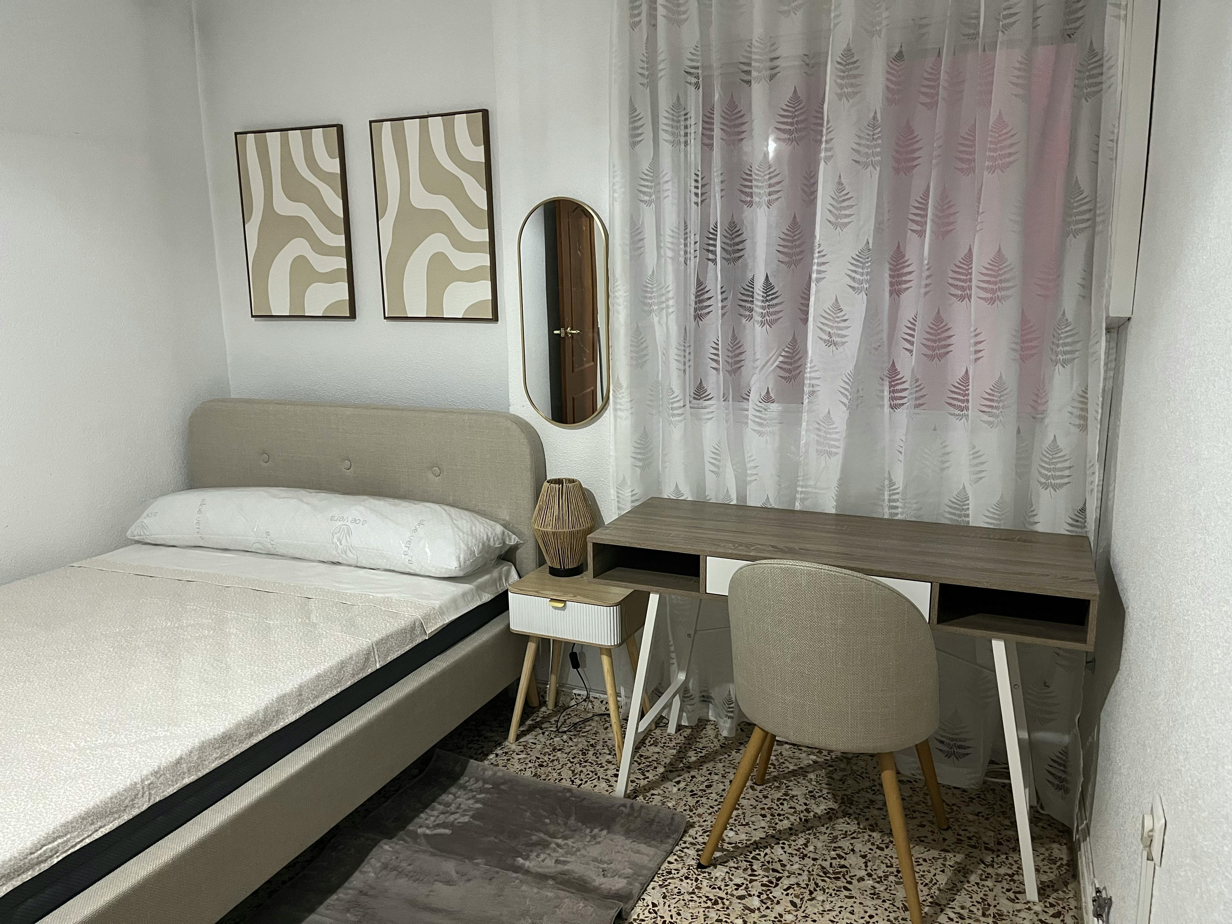 Single room Cartagena, 1 bed, 20m² — photo 13