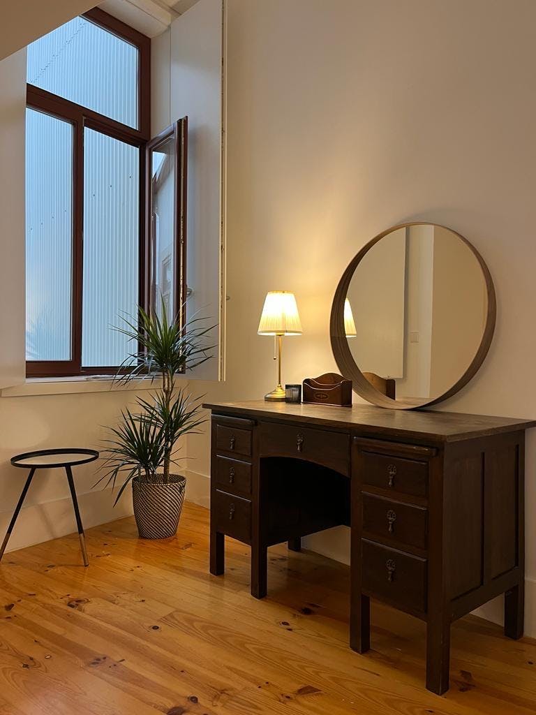 Rua de Fernandes Tomás, Porto preview