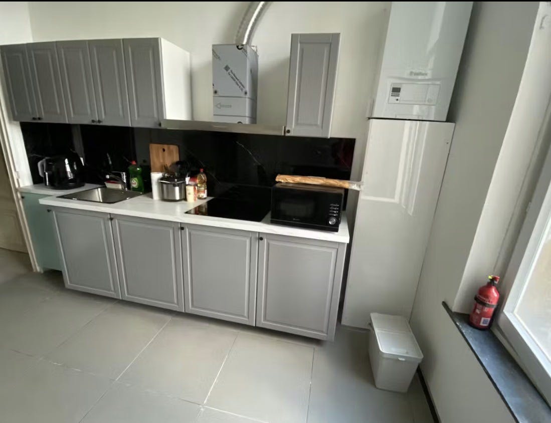 Privat rum att hyra för 495 € i månaden i Brussels, Boulevard Maurice Lemonnier