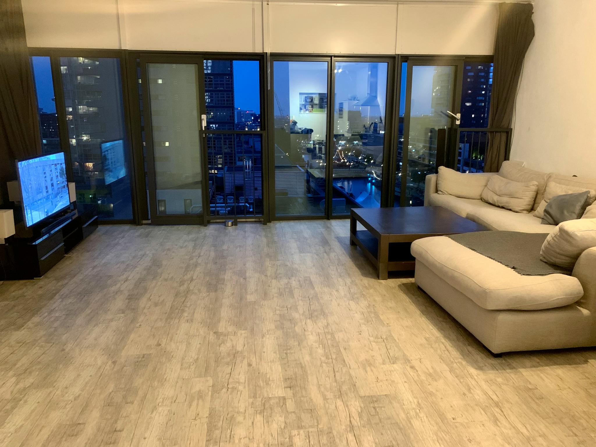 Wijnbrugstraat, Rotterdam preview