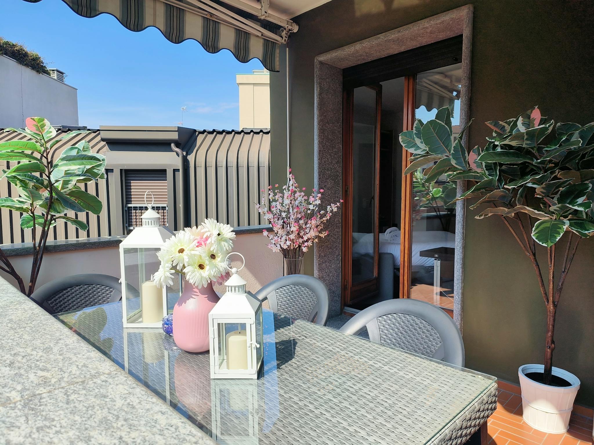 Via Garofalo, Milan preview