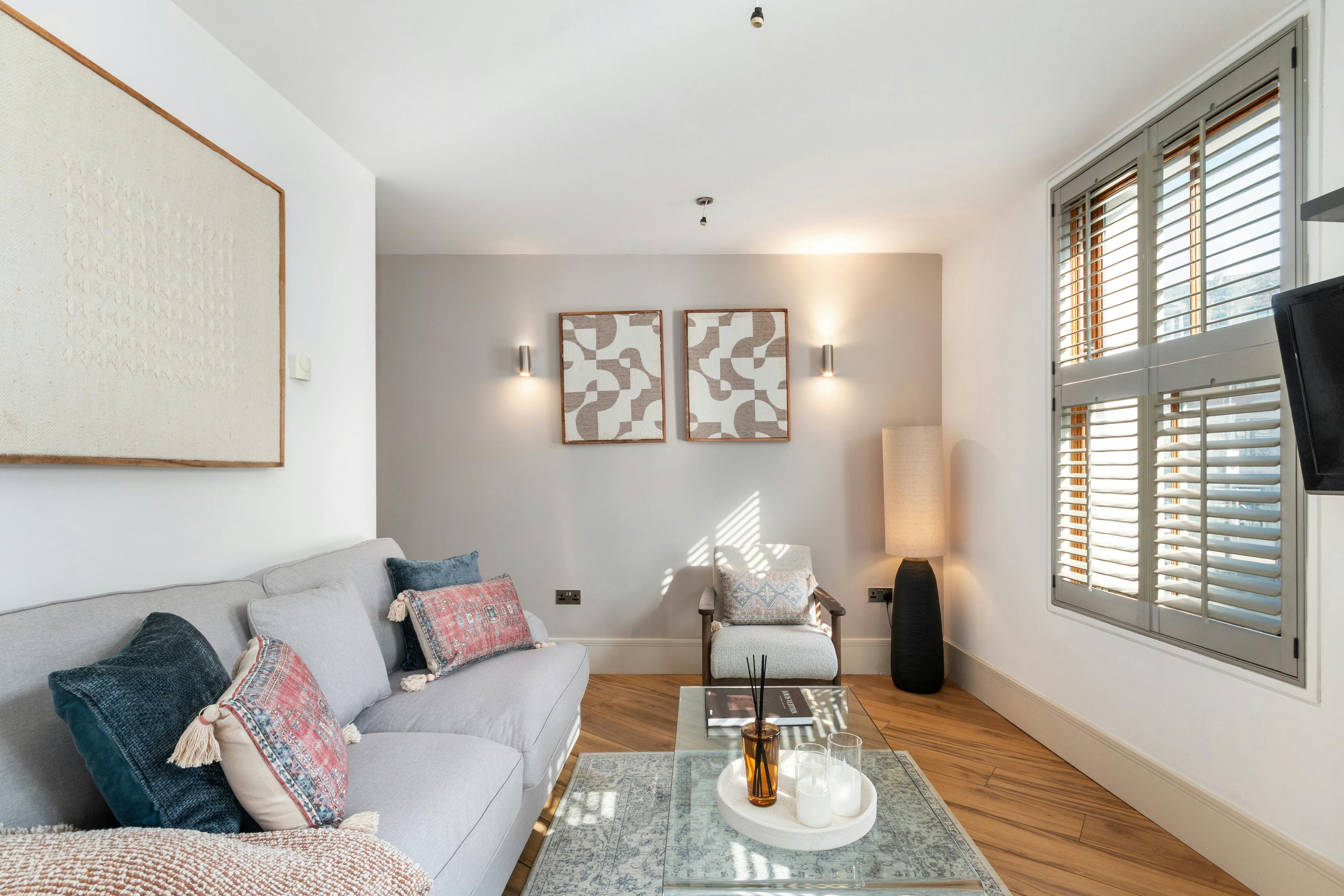 Apartment for rent for £3,650 per month in London, Fulham Broadway