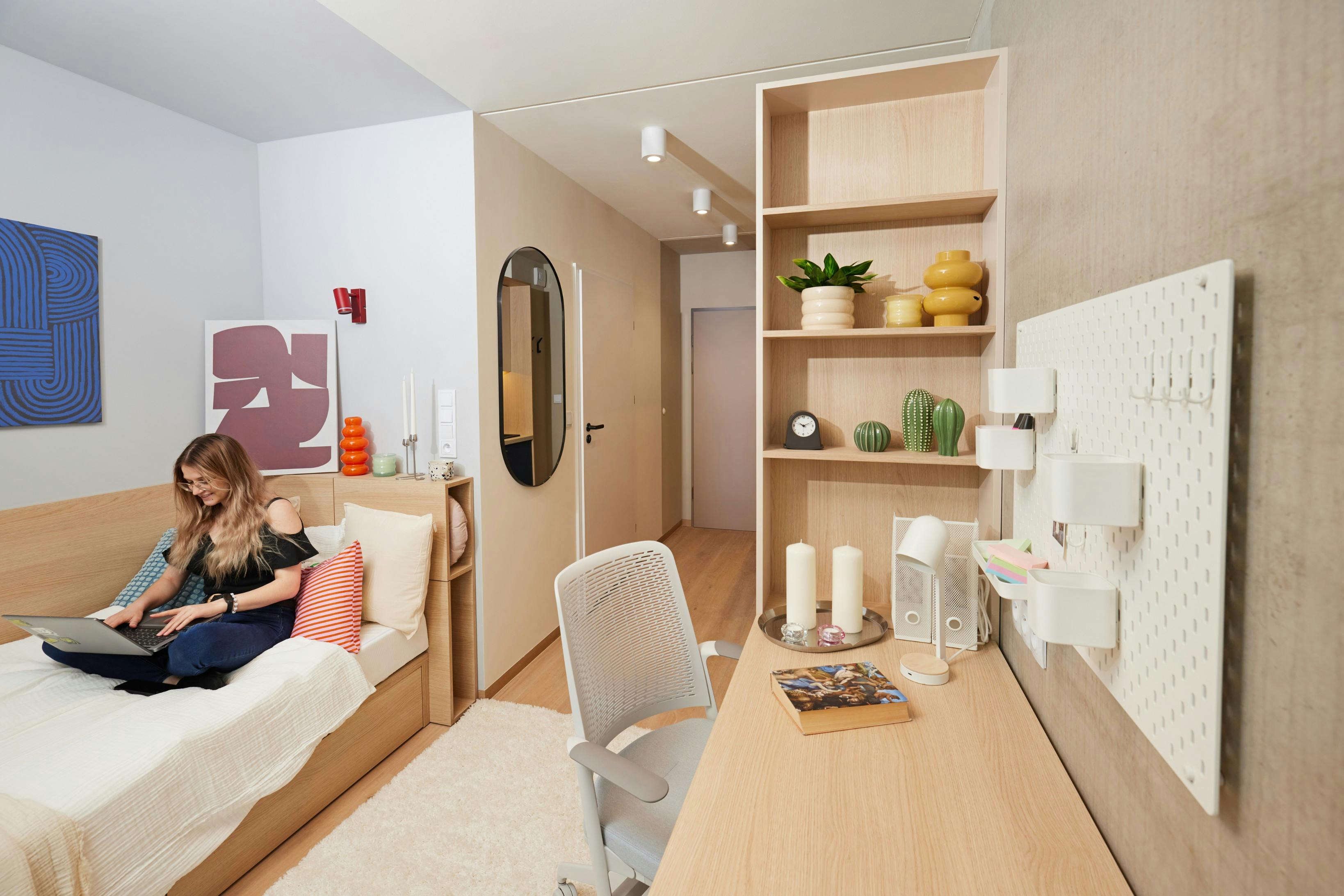 Private room for rent for PLN 2,990 per month in Warsaw, Wołoska