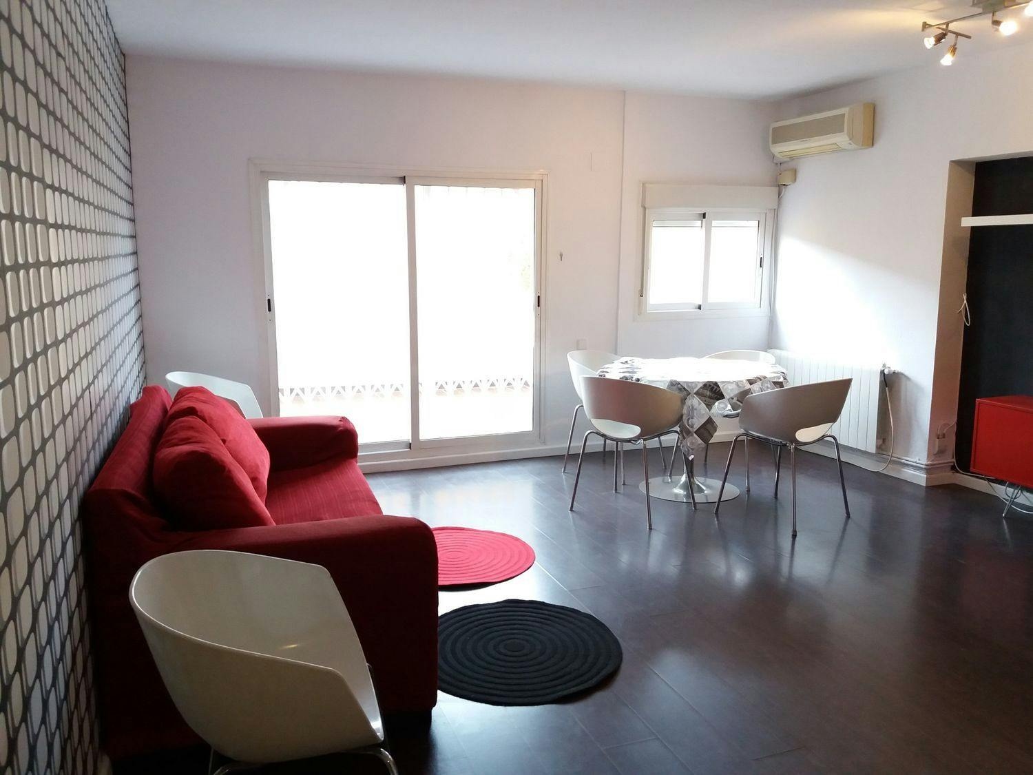 Appartement te huur voor € 1.400 per maand in Valencia, Carrer del Pare Tomàs de Montañana
