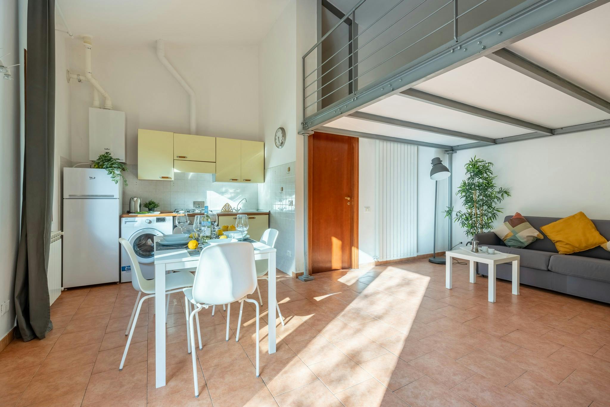 Apartment for rent for €1,400 per month in Pisa, Via di Gagno