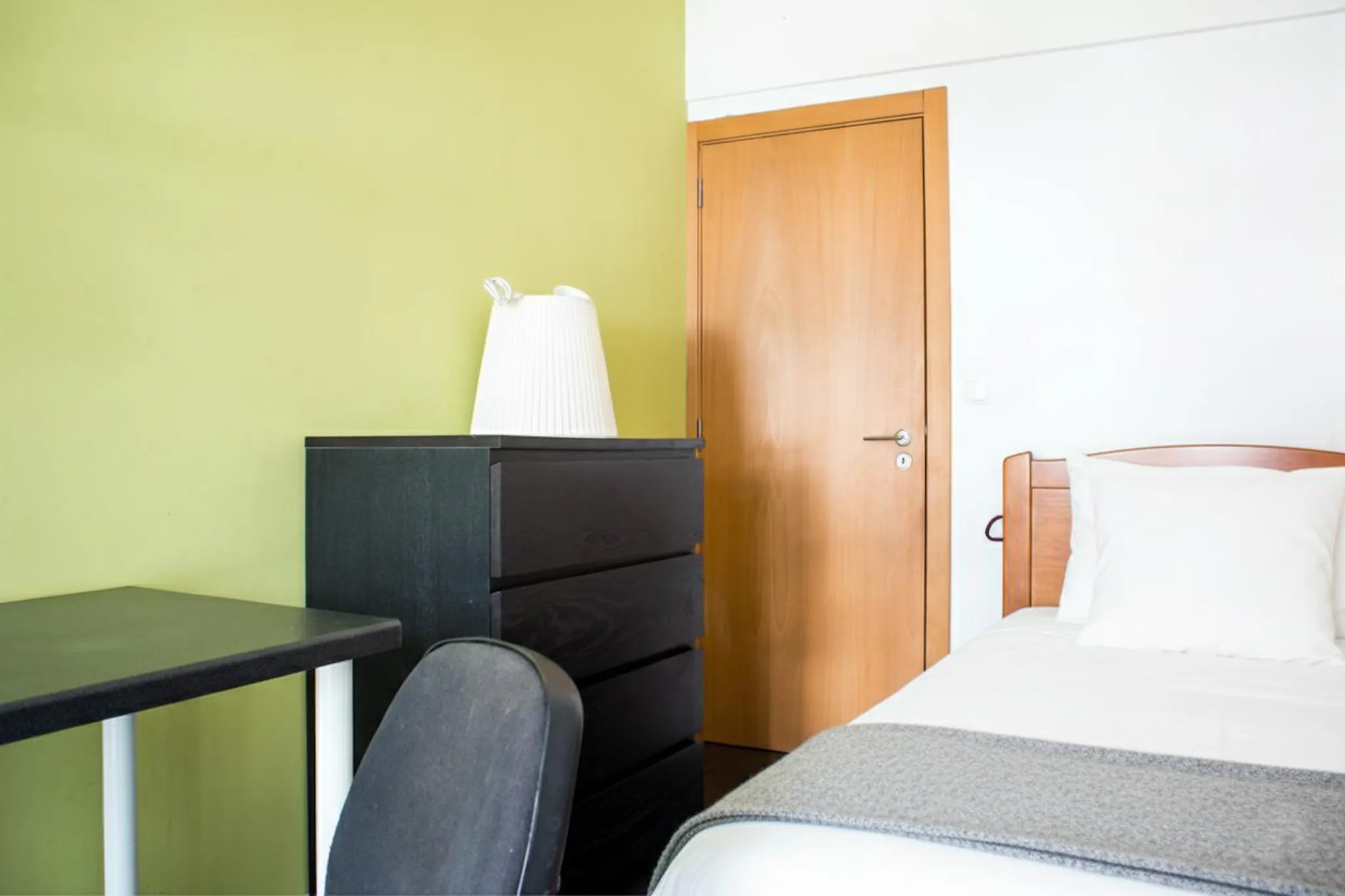 Travessa Giestal, Lisbon preview