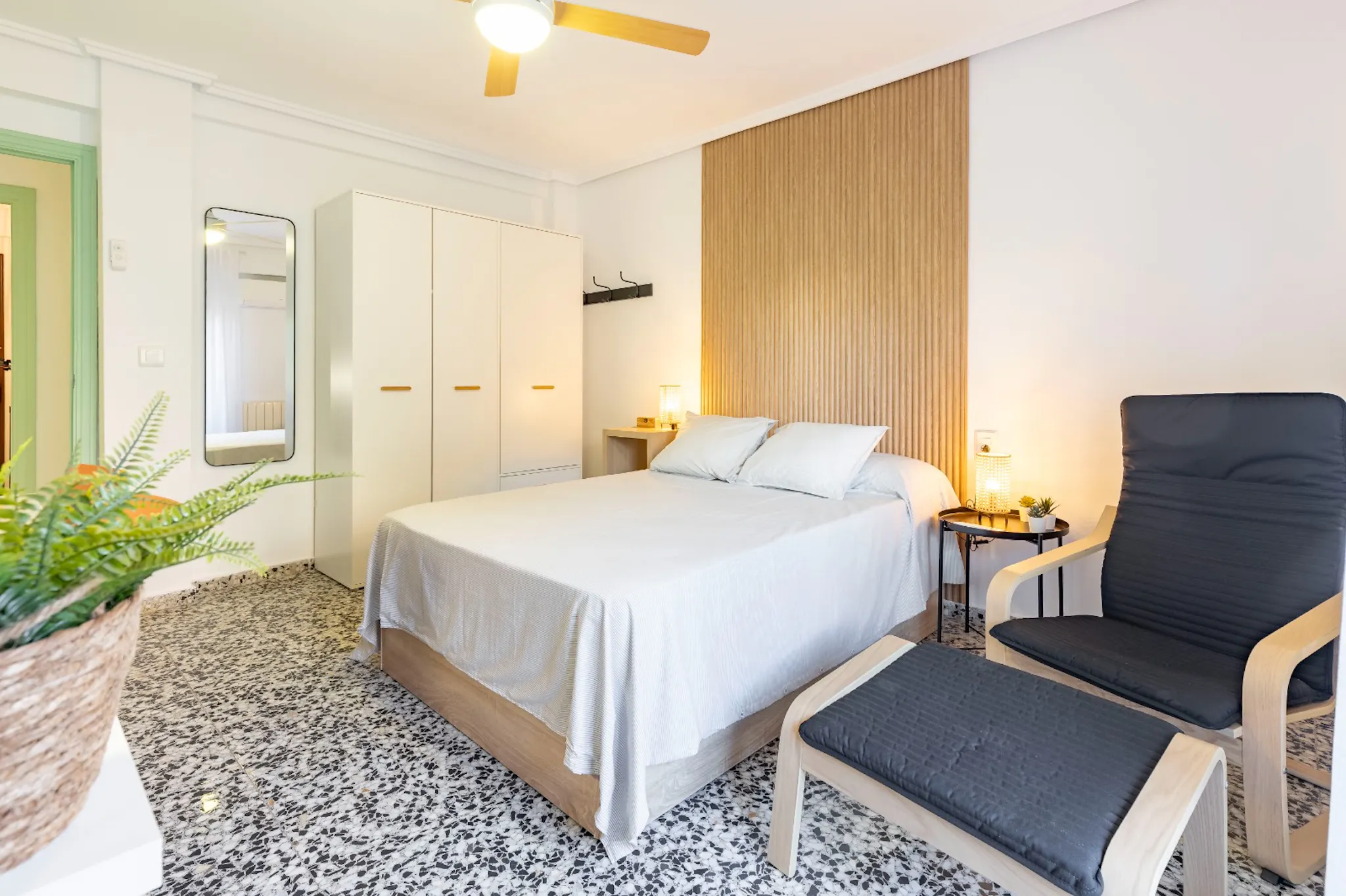 Carrer de Reig Genovés, Valencia preview