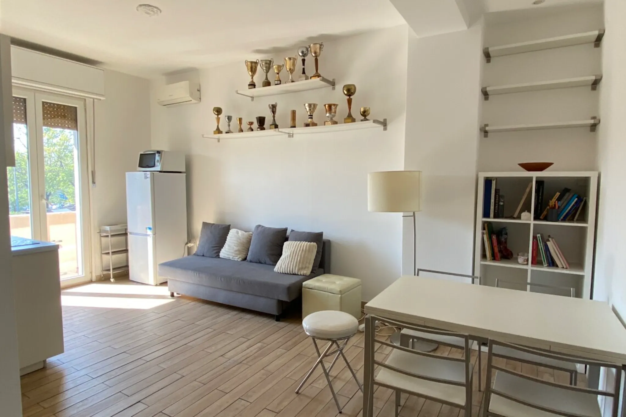 Viale Cassala, Milan preview