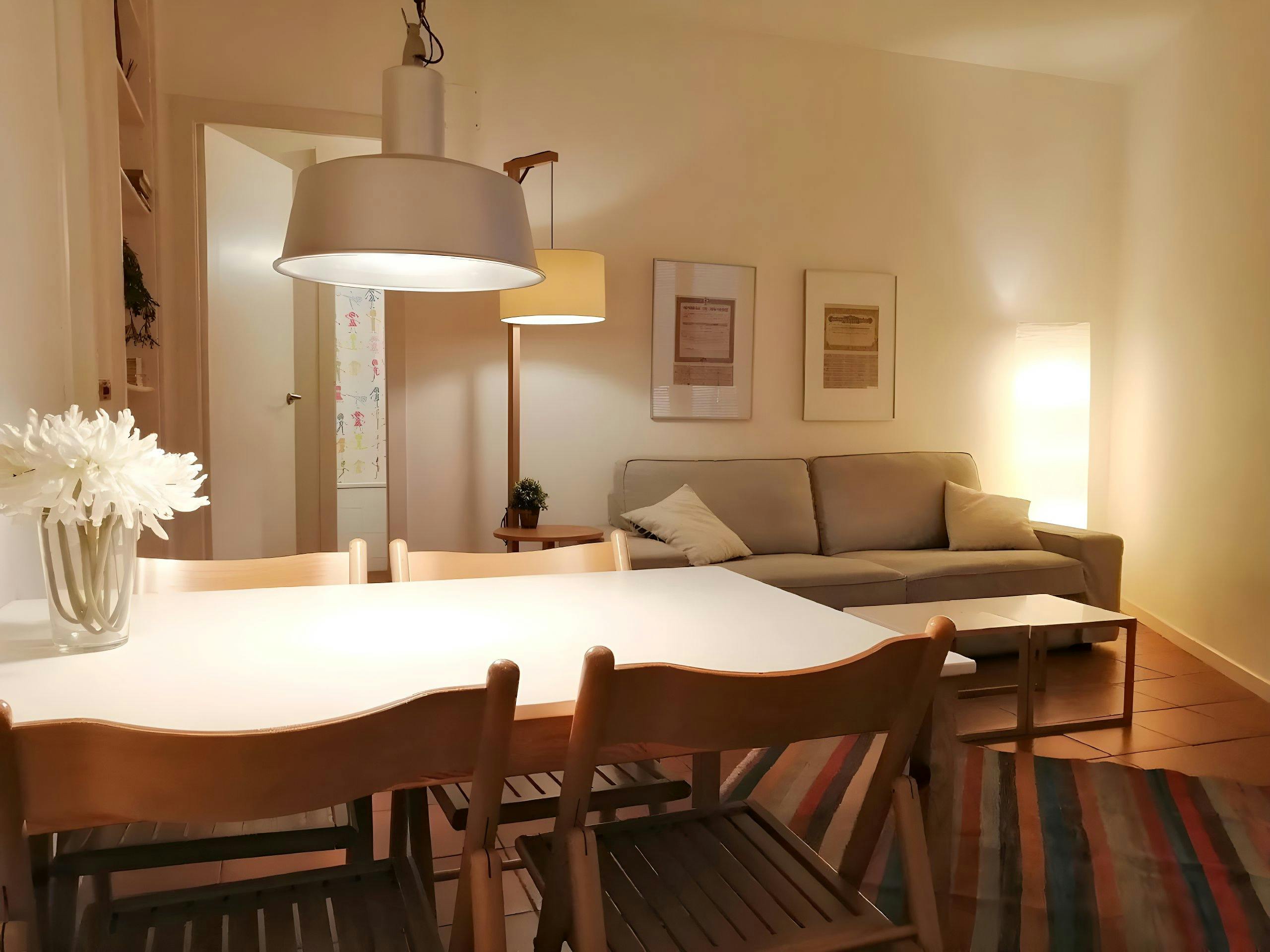 Apartment for rent for €1,903 per month in Barcelona, La Rambla