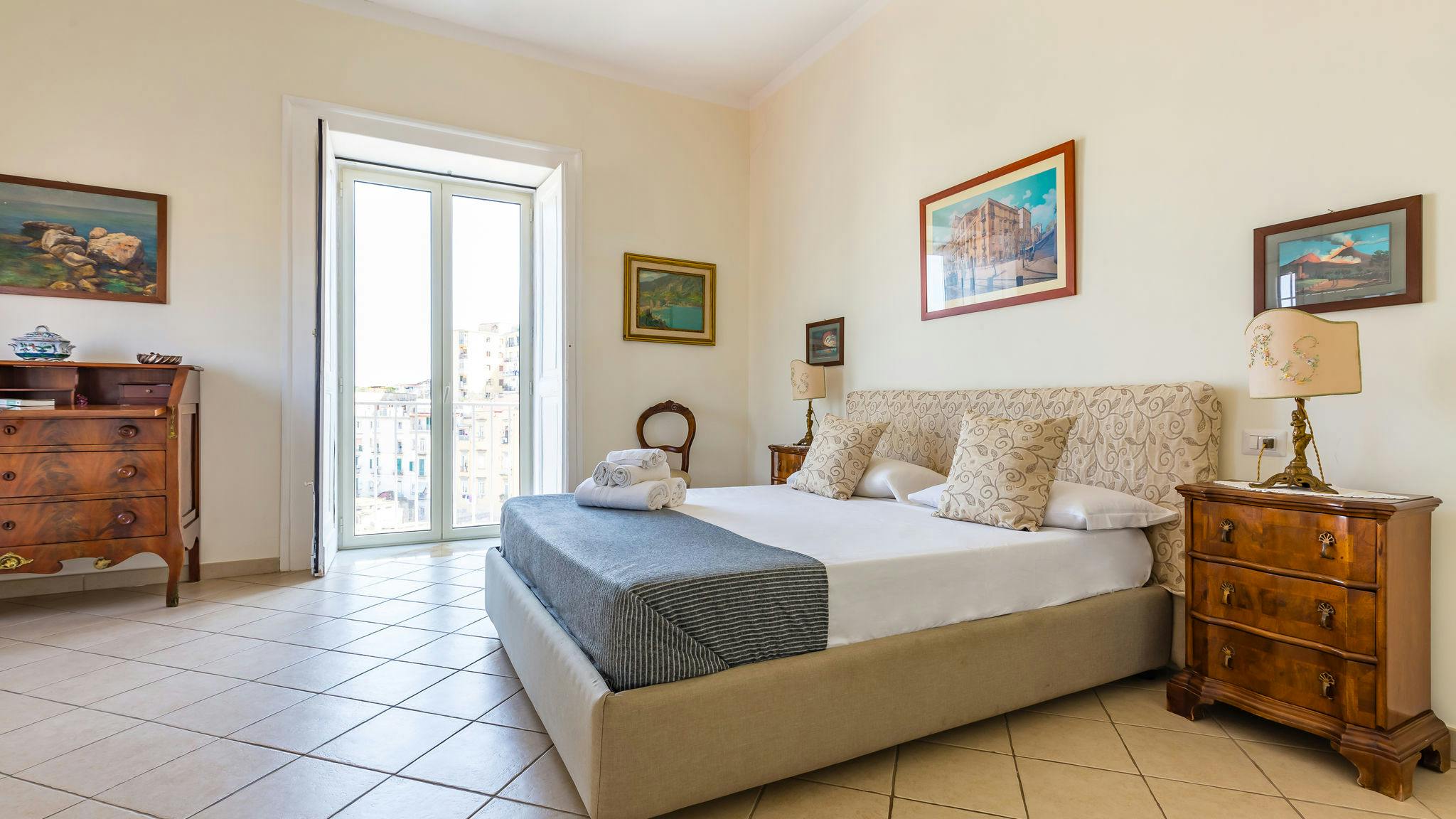 preview gallery tile