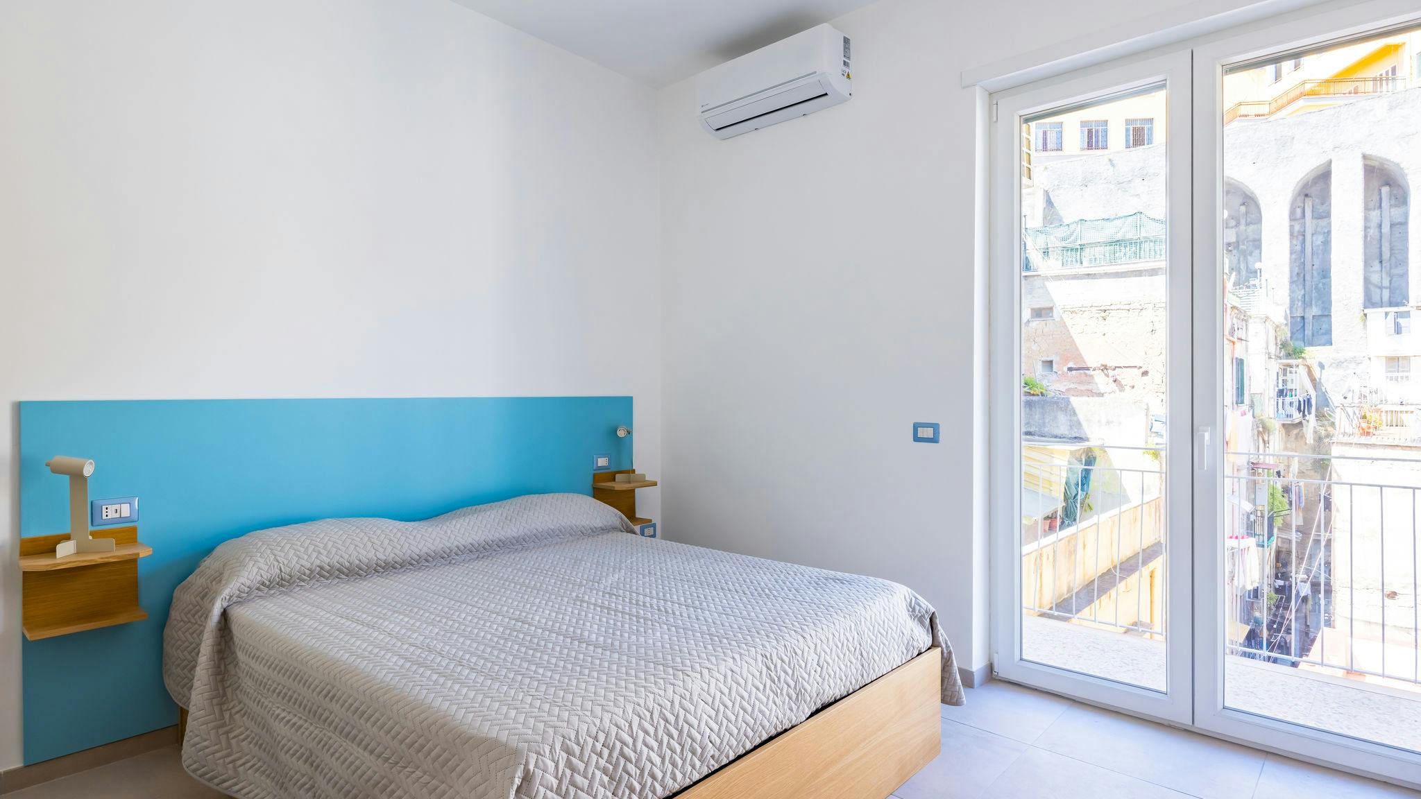 Apartment for rent for €1 per month in Naples, Via Brombeis