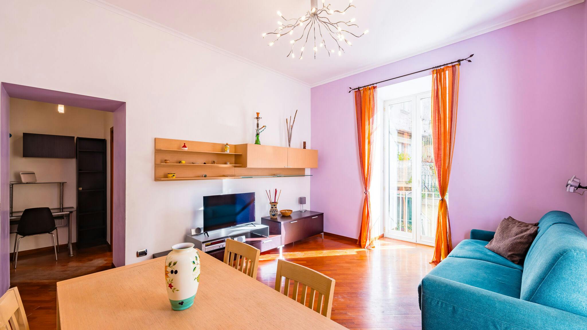 Apartment for rent for €1 per month in Naples, Vico Avellino a Tarsia