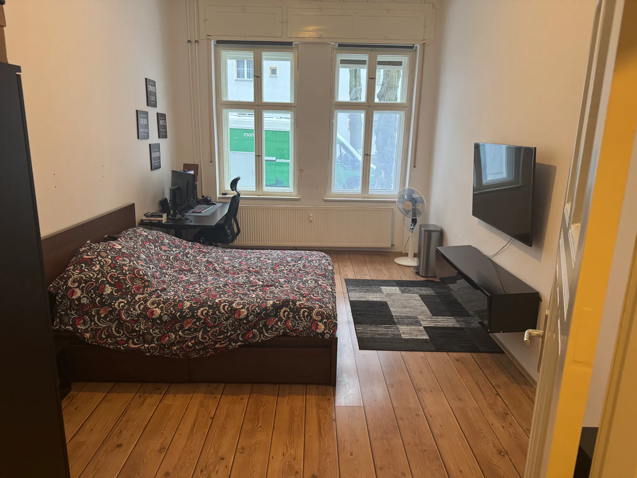 Machonstraße, Berlin preview