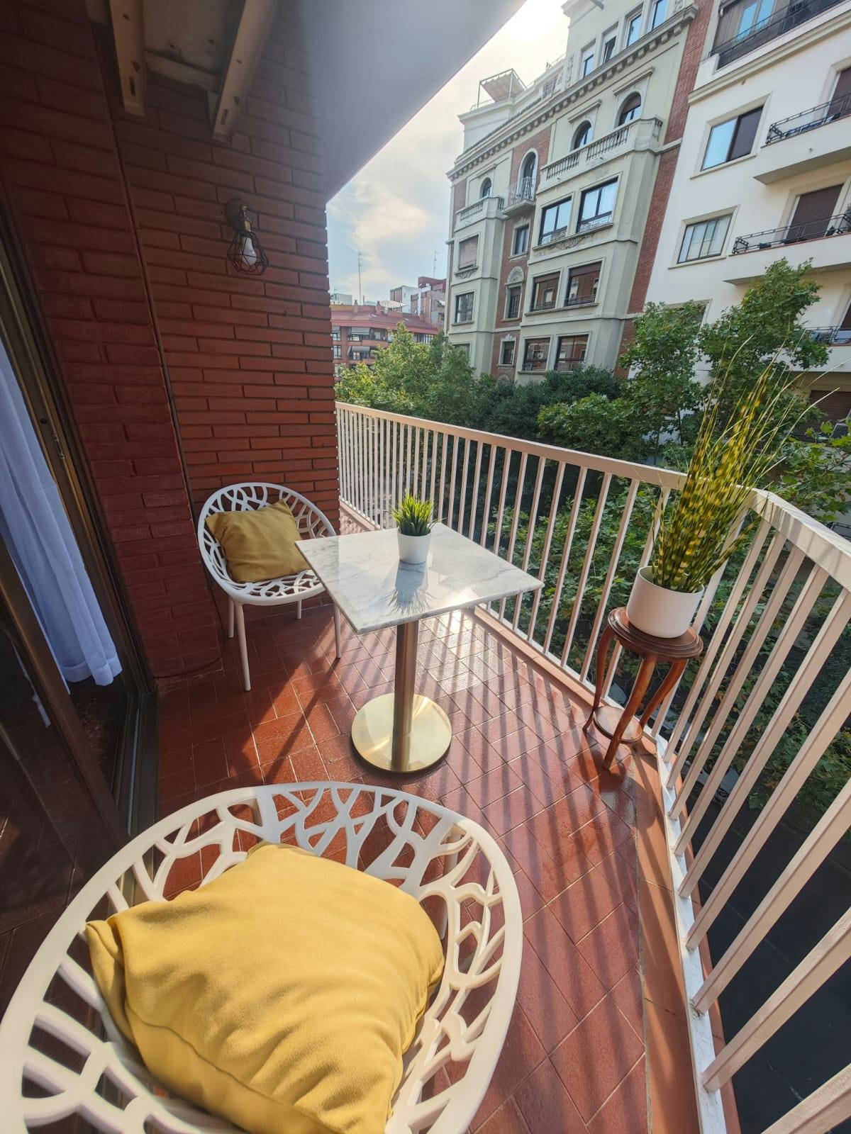 Carrer del Rosselló, Barcelona preview