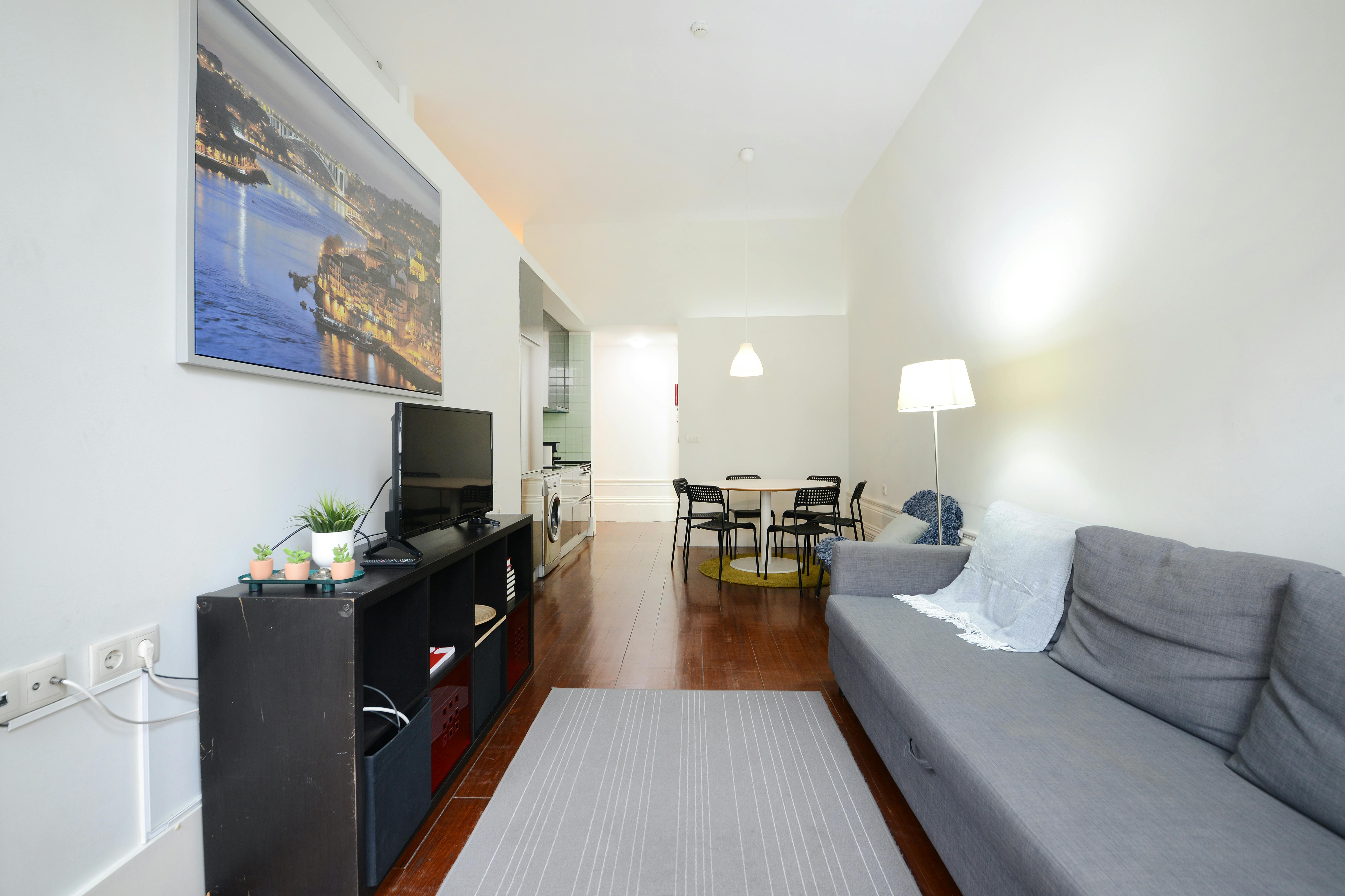 Rua de Álvares Cabral, Porto preview