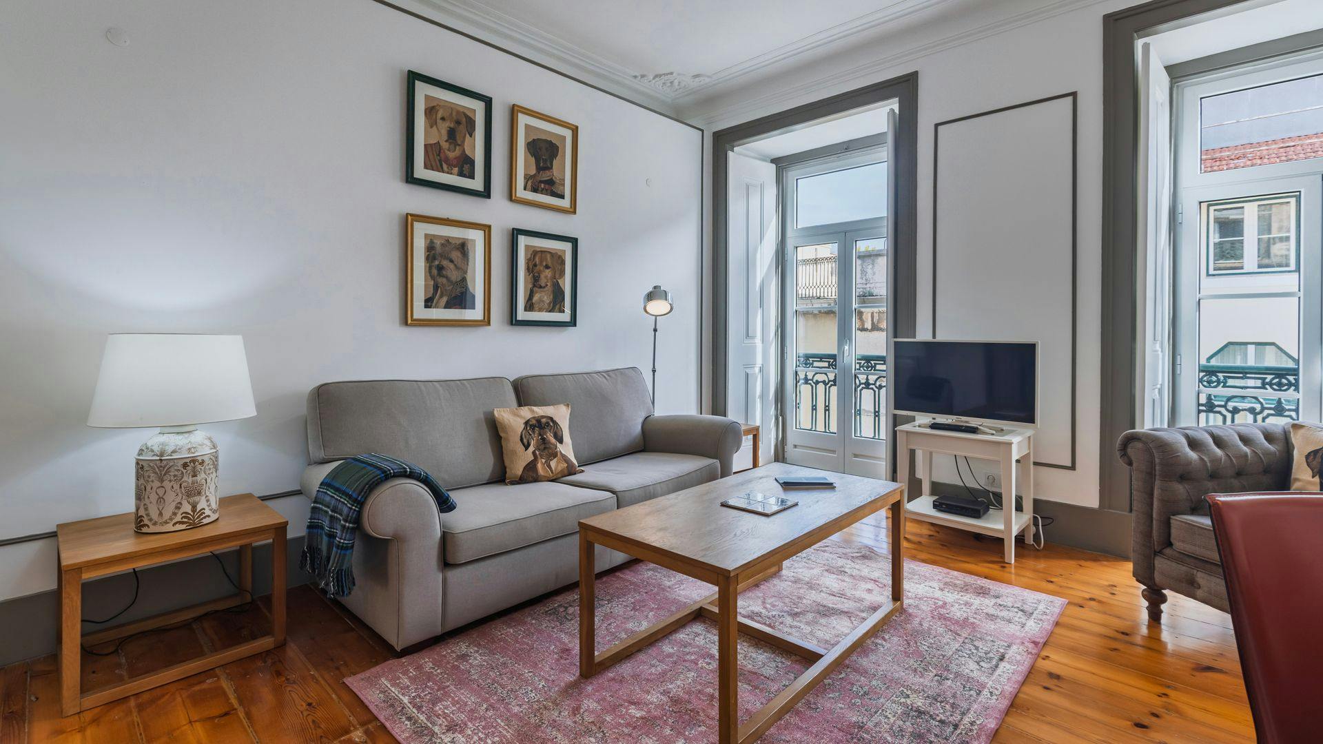 Rua Serpa Pinto, Encarnação preview