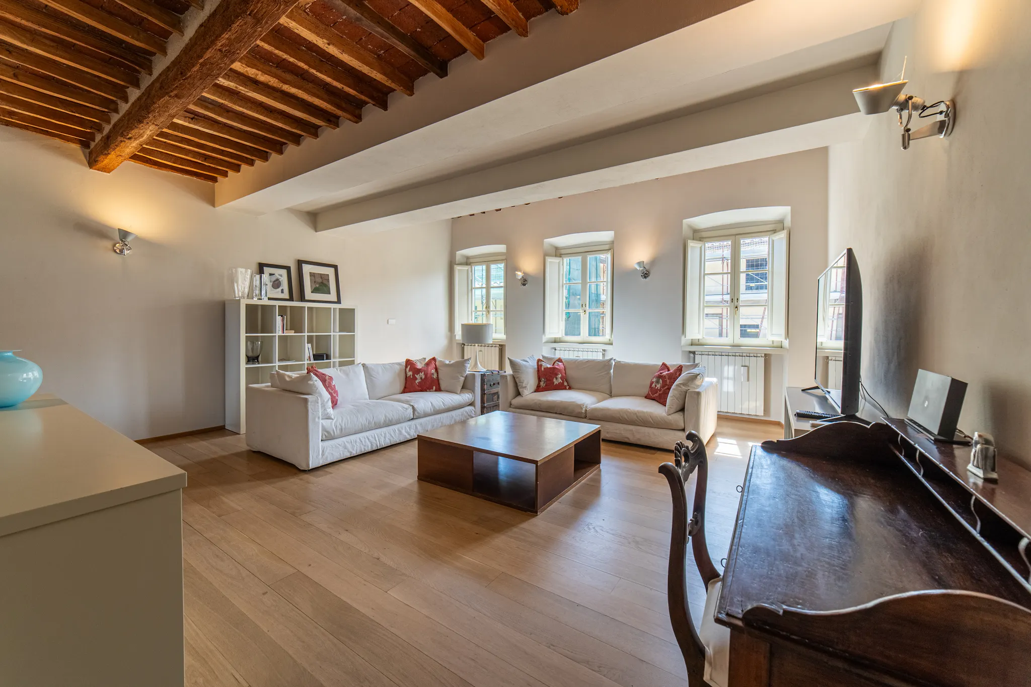 Via S. Nicolao, Lucca preview