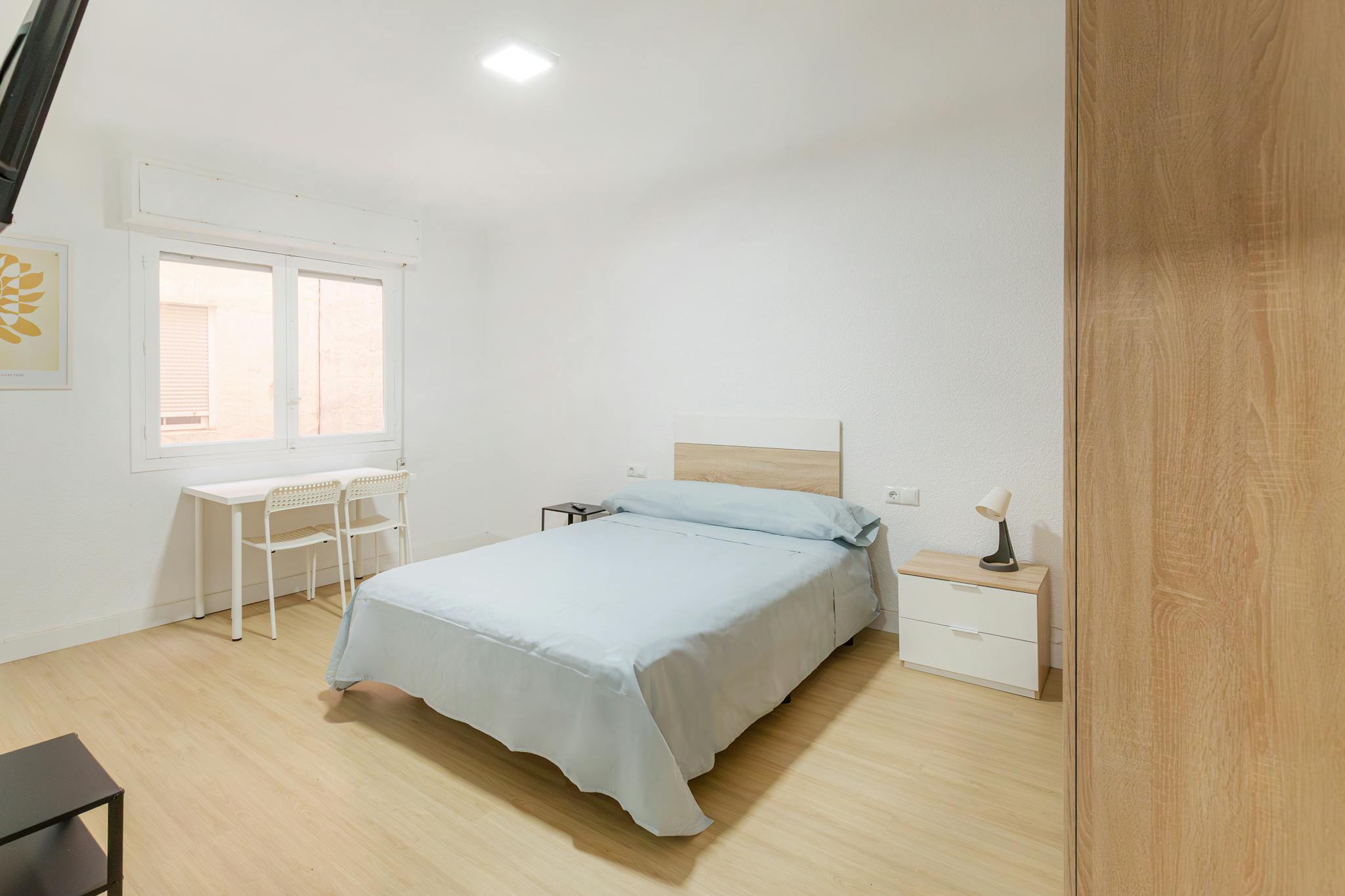 Carrer Mariano Luiña, Elche preview