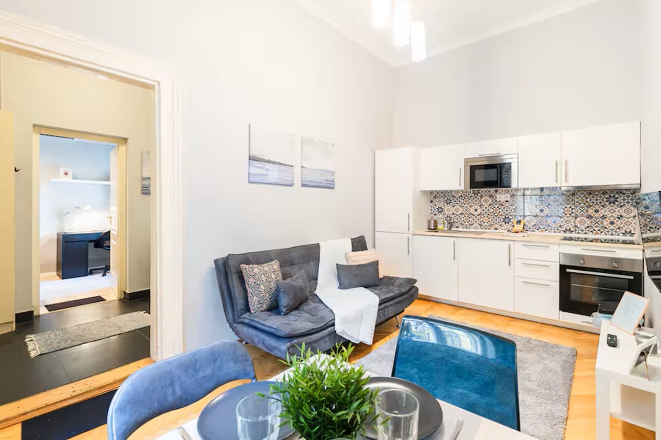 Dessewffy utca, Budapest preview