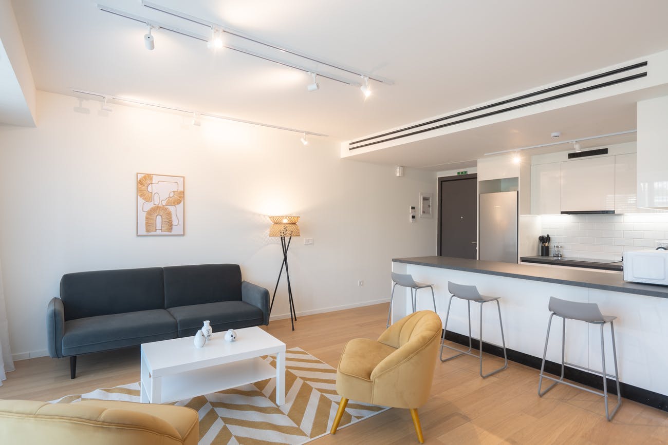 Korinis, Athina preview