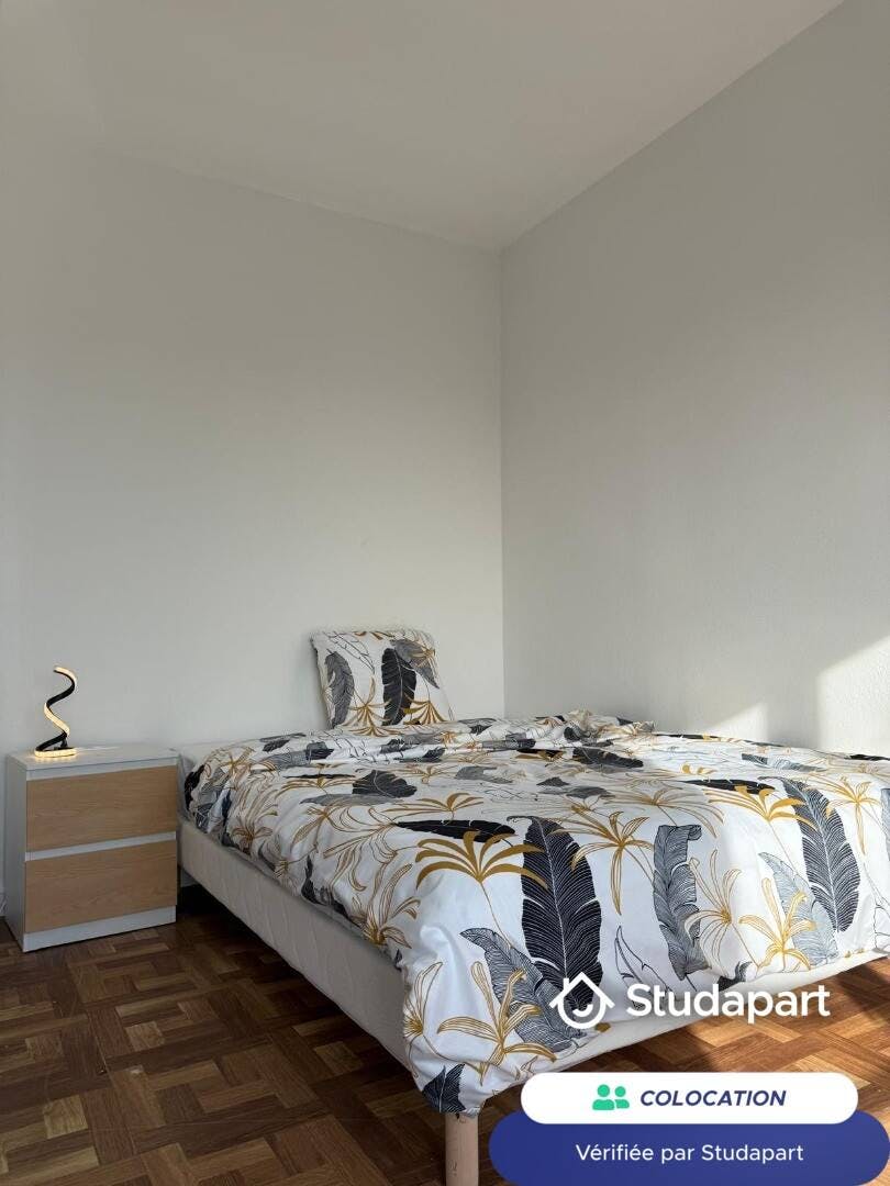 Privé kamer te huur voor € 550 per maand in Aulnay-sous-Bois, Rue Ambourget