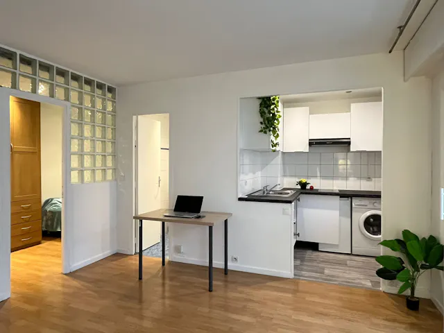 Apartment in Rue Victor Hugo, Courbevoie (1689057) room image 2