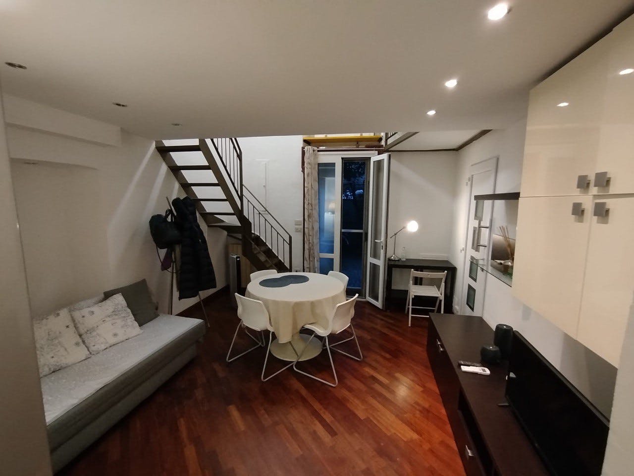 Apartment Milan, 2 beds, 50m² — photo 1