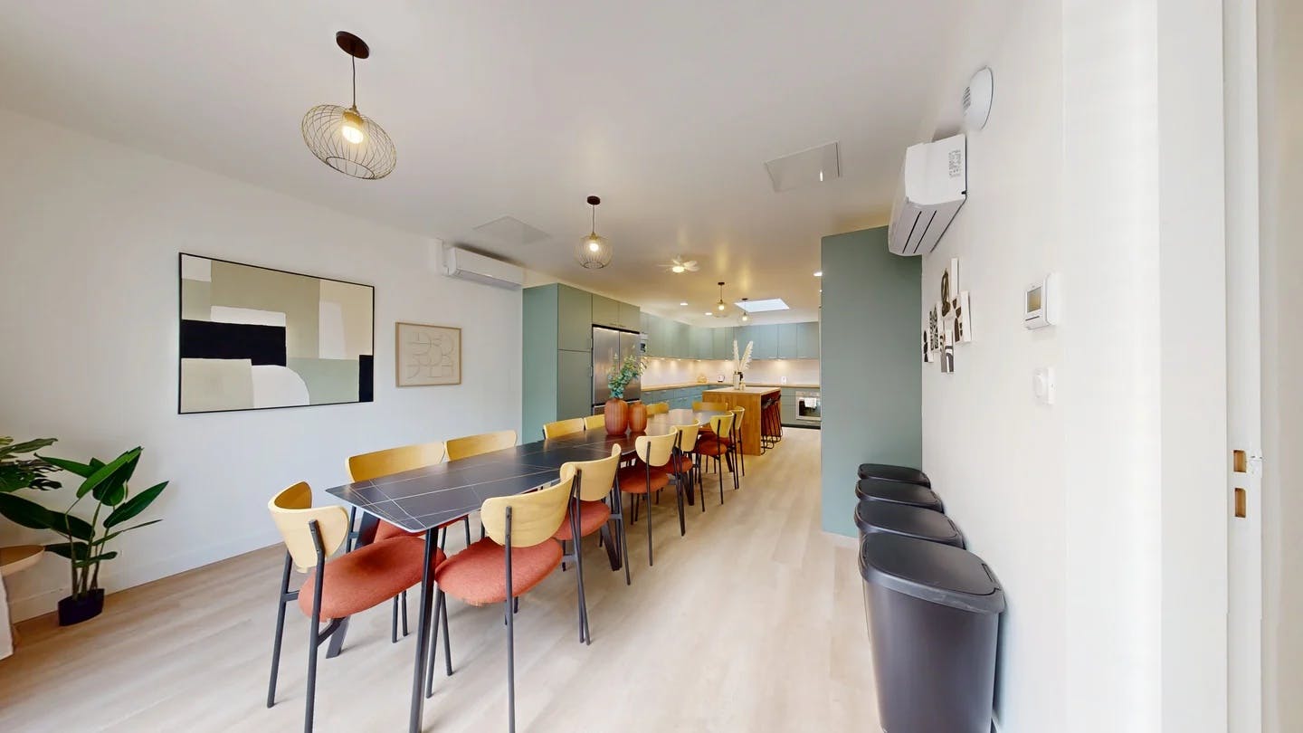 Route de Genas, Lyon preview