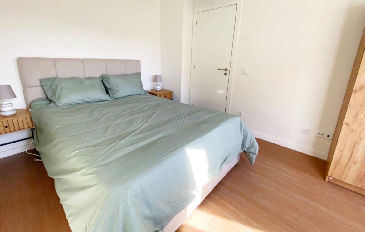 Apartment for rent for €850 per month in Lisbon, Rua do Instituto Industrial