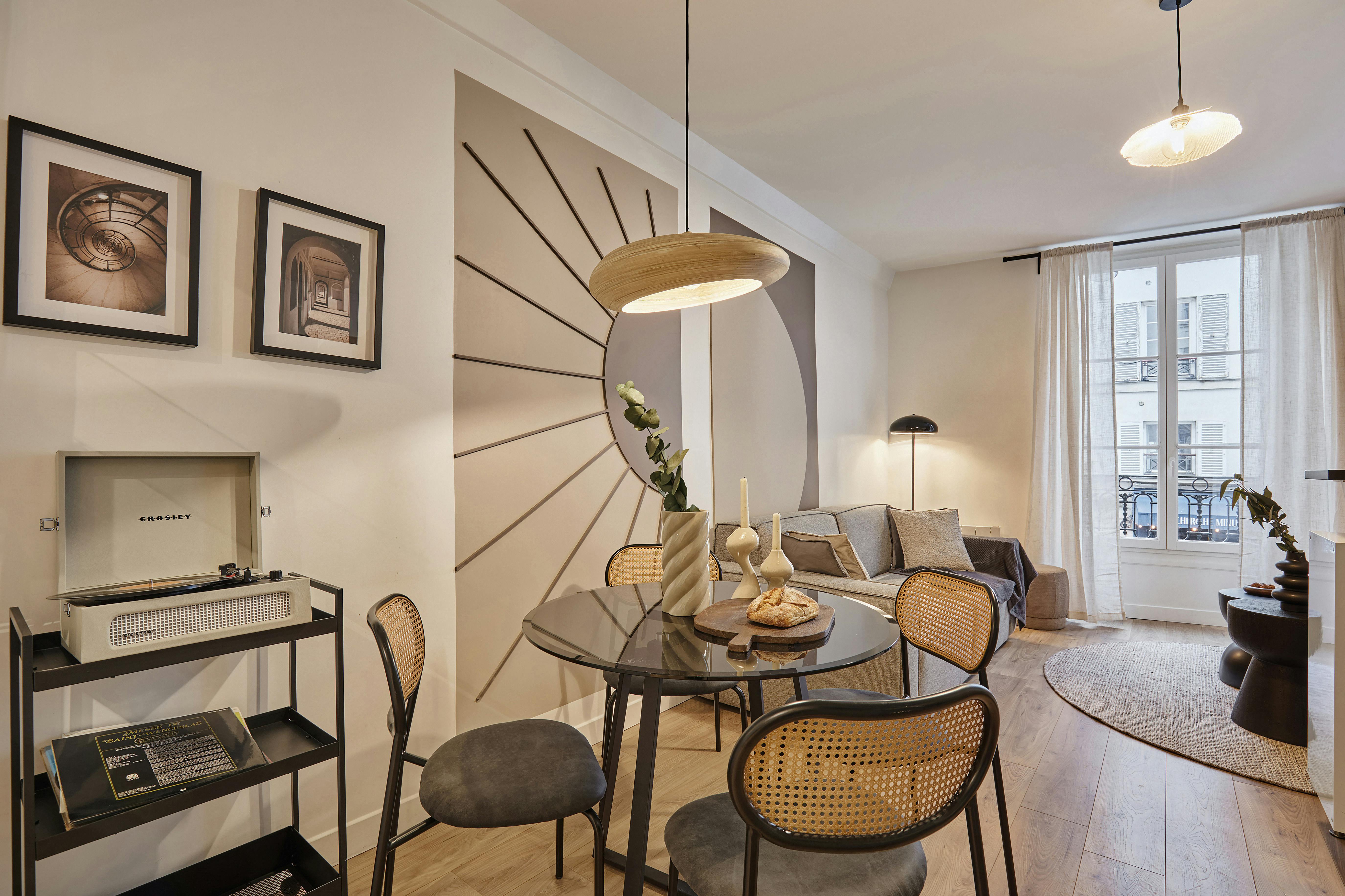 Rue du Cherche-Midi, Paris preview