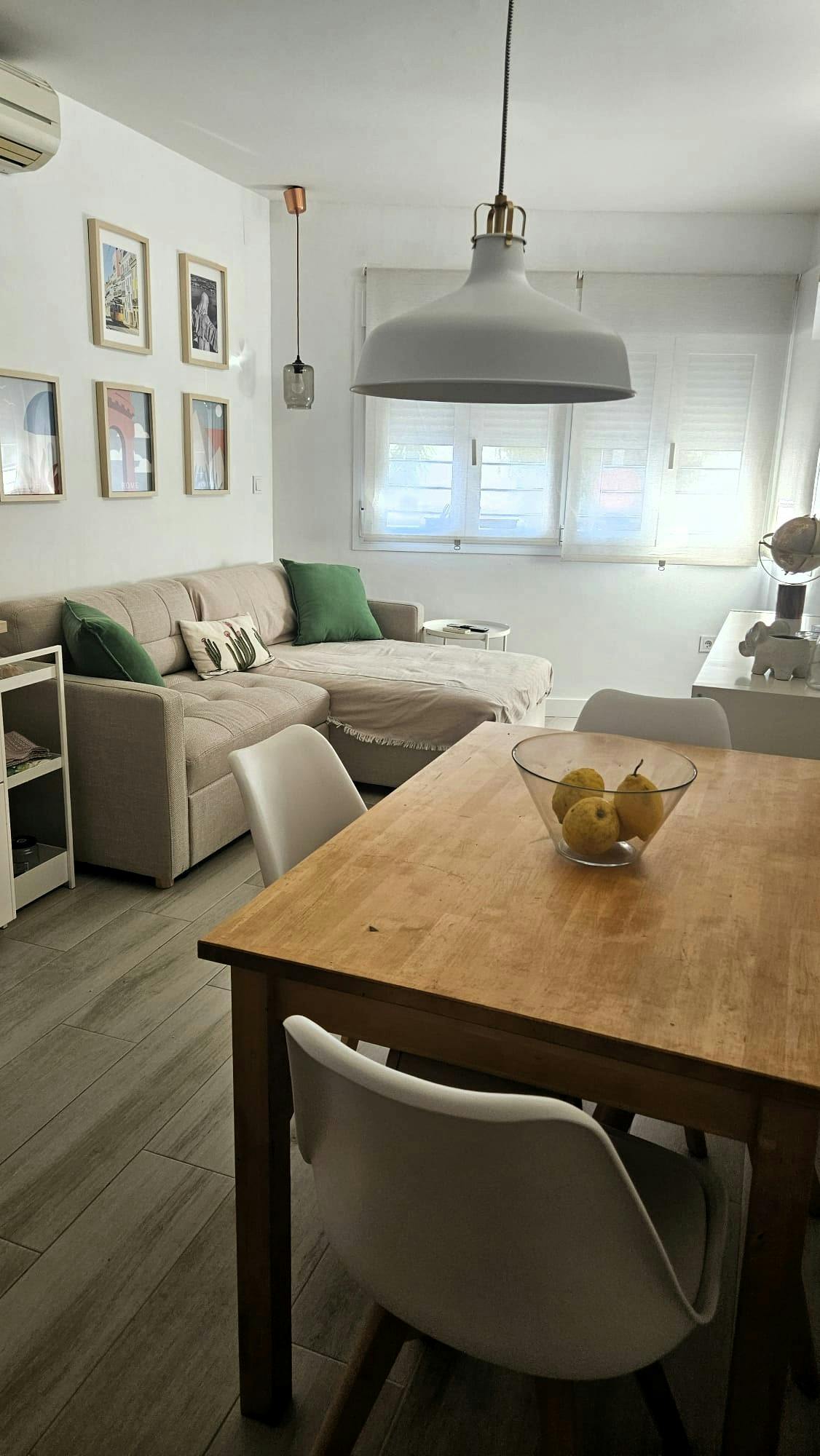 Lägenhet att hyra för 1 000 € i månaden i Torremolinos, Calle Loma de los Riscos