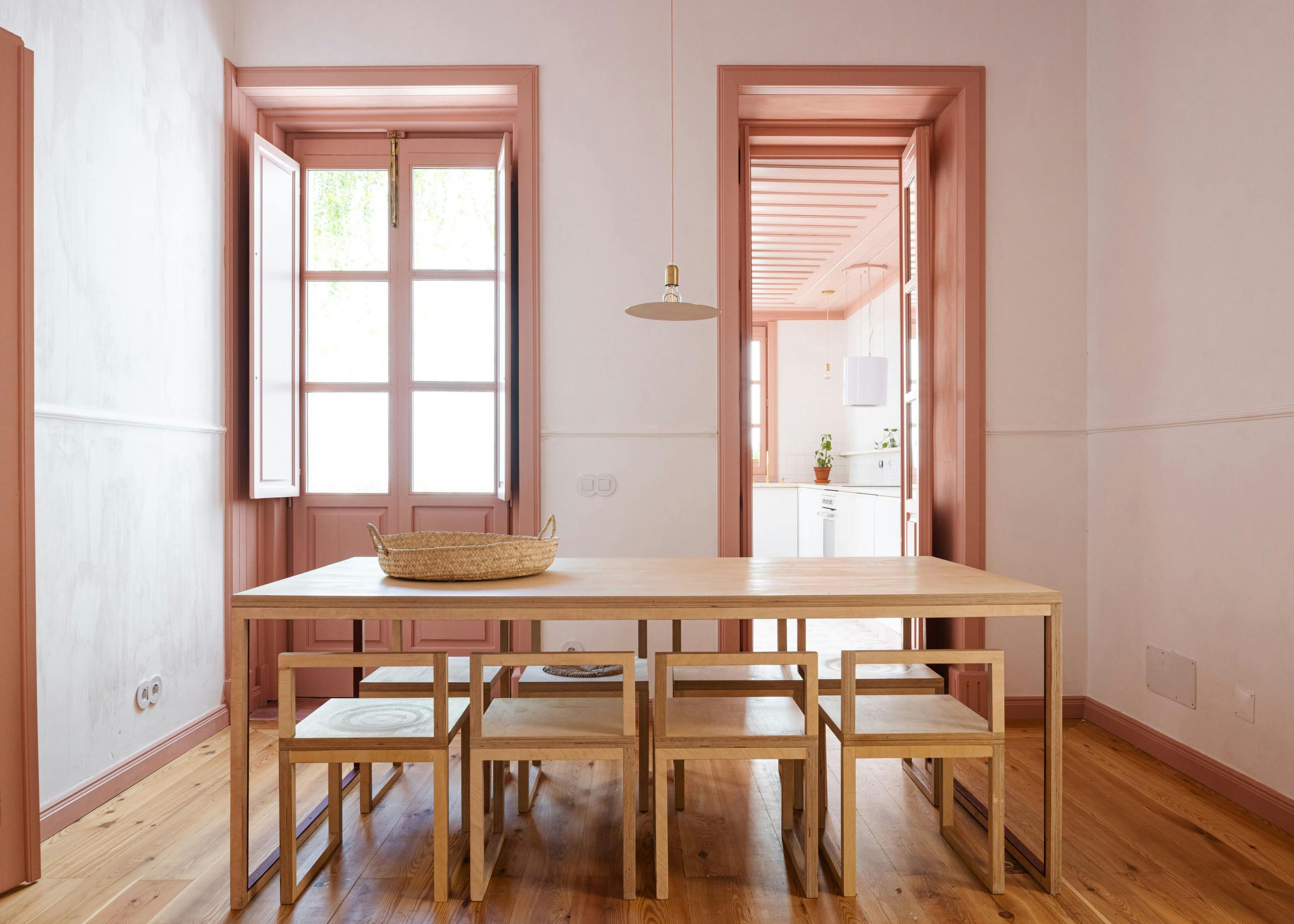 2-Bedroom Apartment in Rua Almeida Garrett, Faro  1