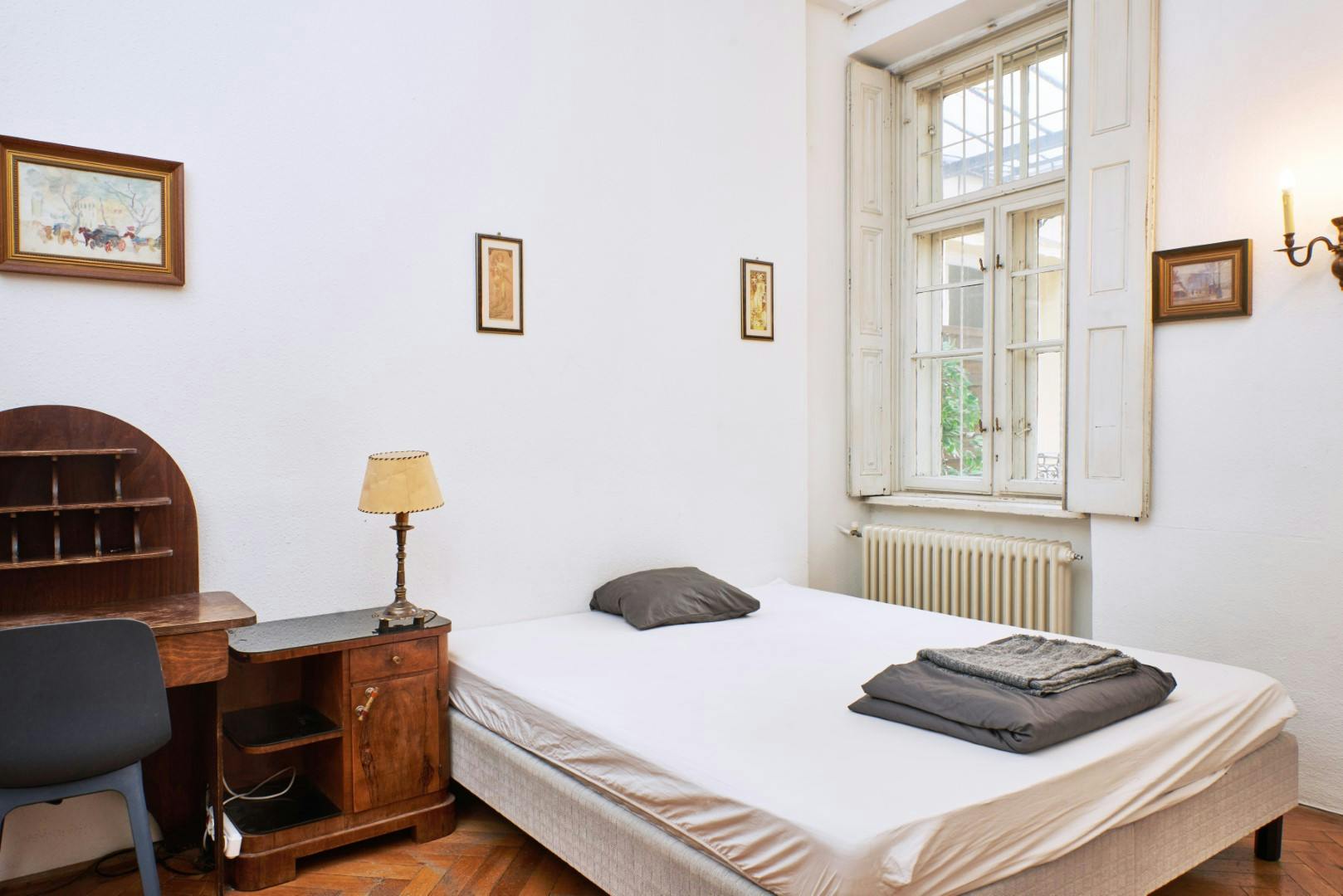 Отдельная комната сдается в аренду за 136 555 HUF в месяц в Budapest, Múzeum körút