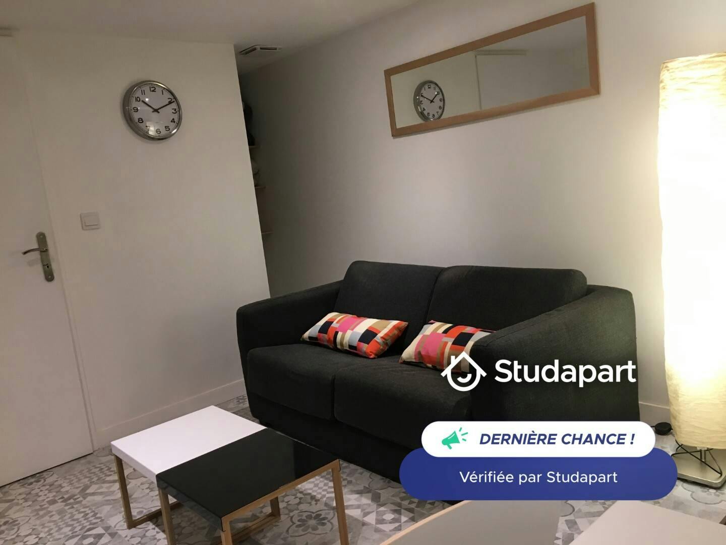 Apartment for rent for €750 per month in Bordeaux, Rue Notre Dame