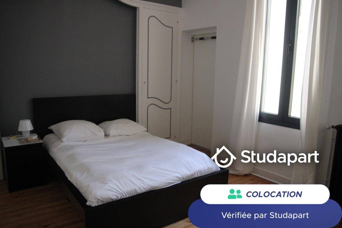 Apartment in Bordeaux, Saint-Michel Nansouty Saint-Genès - View 4