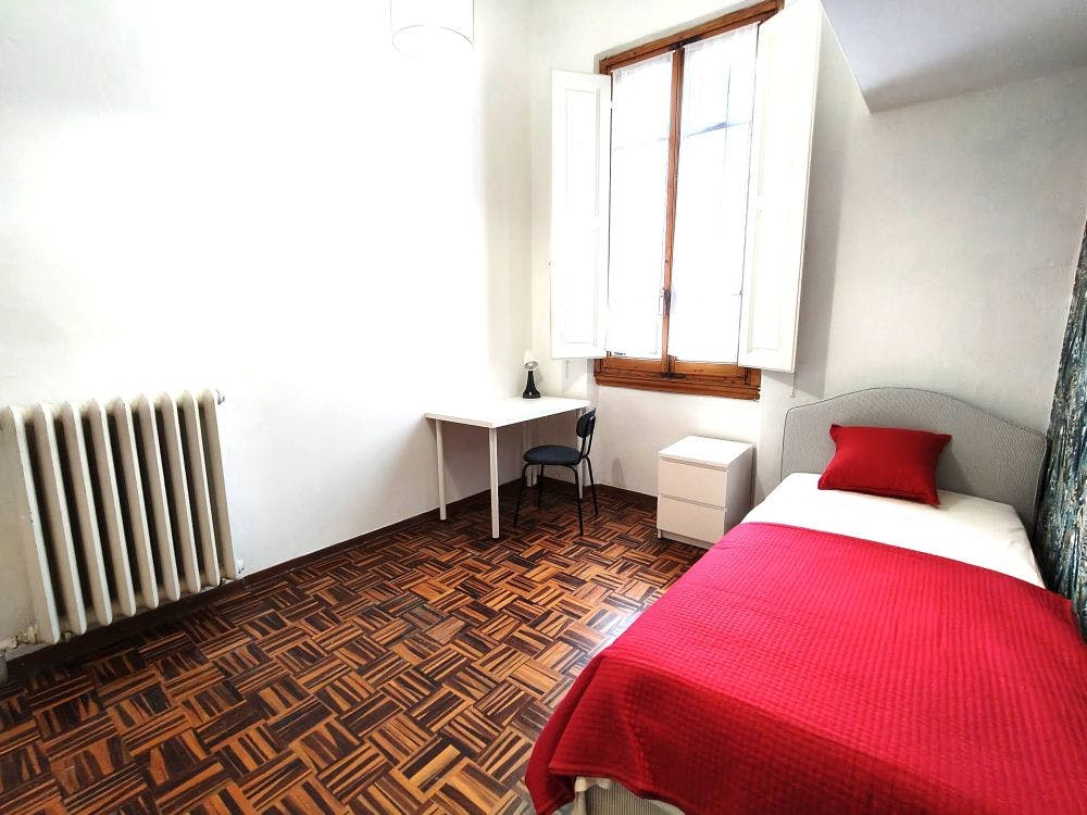 Single room Florence, 1 bed — photo 18