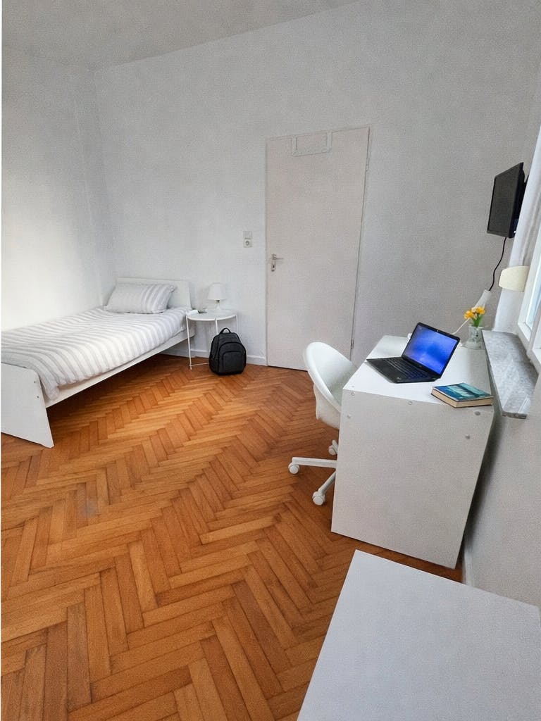 Chambre privée à louer pour 650 €/mois à Offenbach, Geleitsstraße