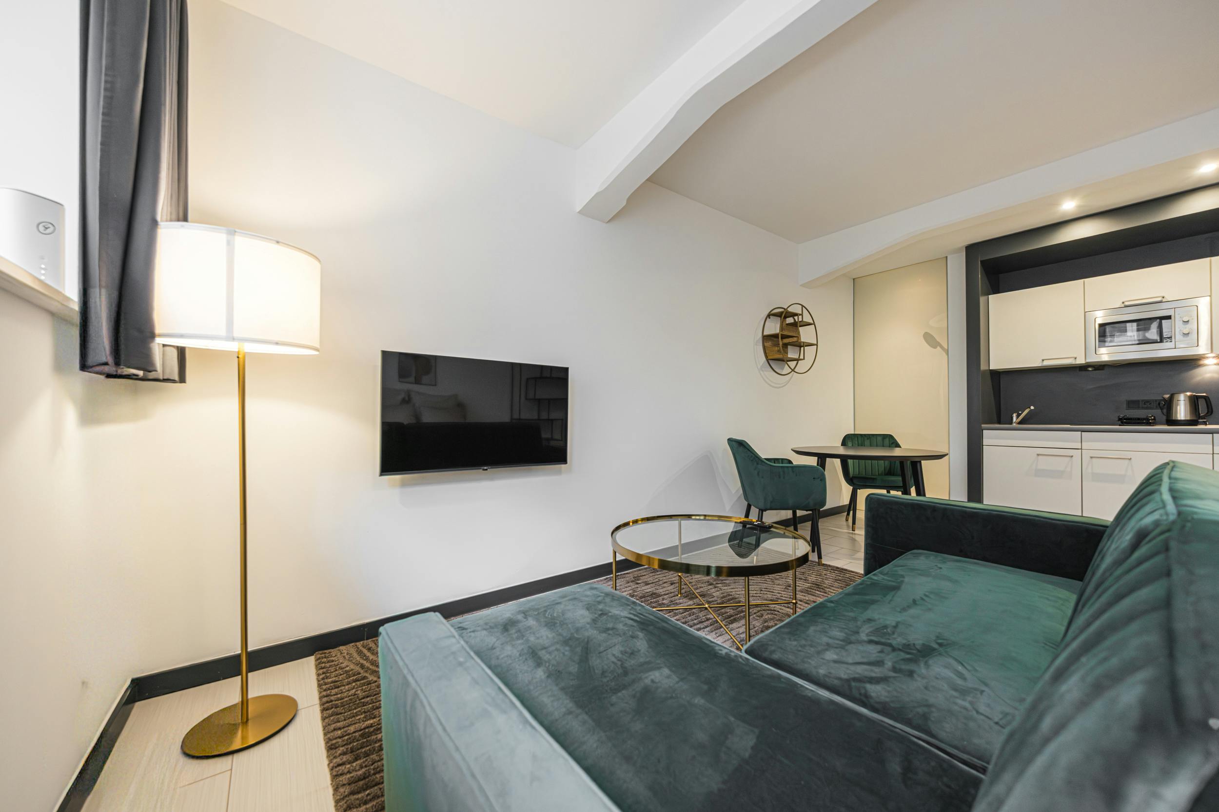 Estudio  en alquiler por 1295 € al mes en Leipzig, Paul-List-Straße