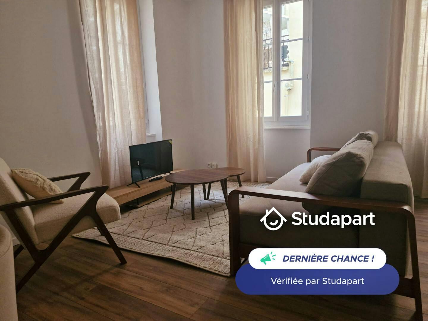 Apartment for rent for €670 per month in Reims, Rue Ponsardin