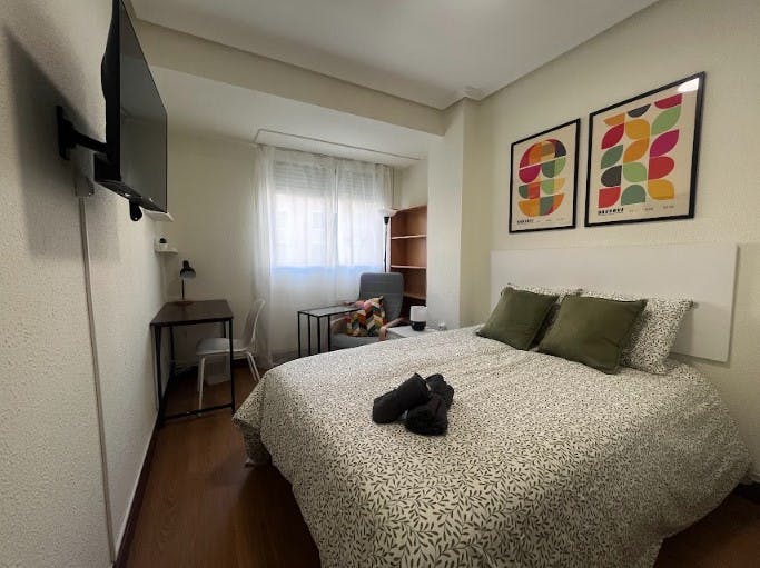 Single room Bilbao, 1 bed, 15m² — photo 1